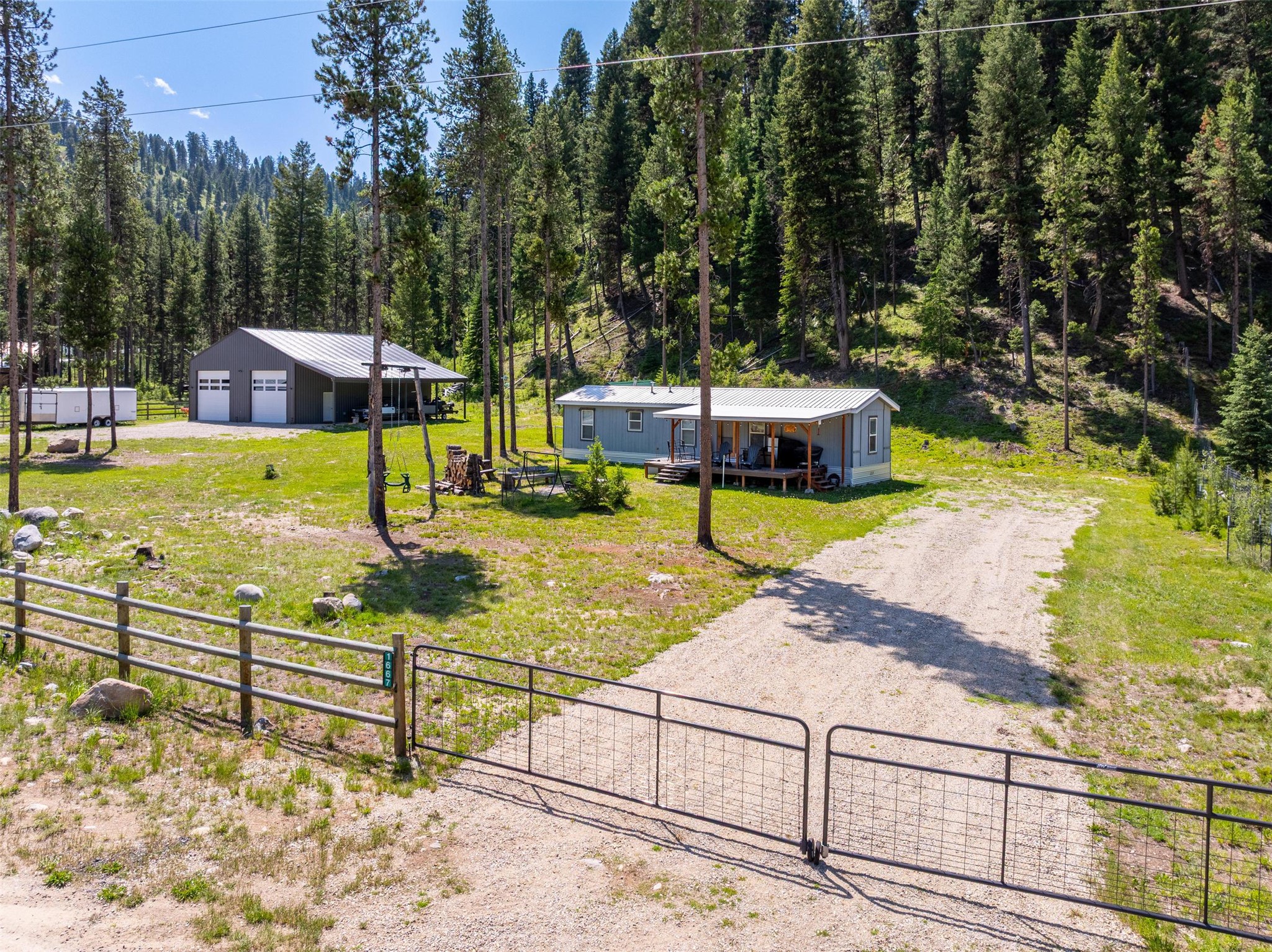 1667 Bonanza Drive Property Photo 1
