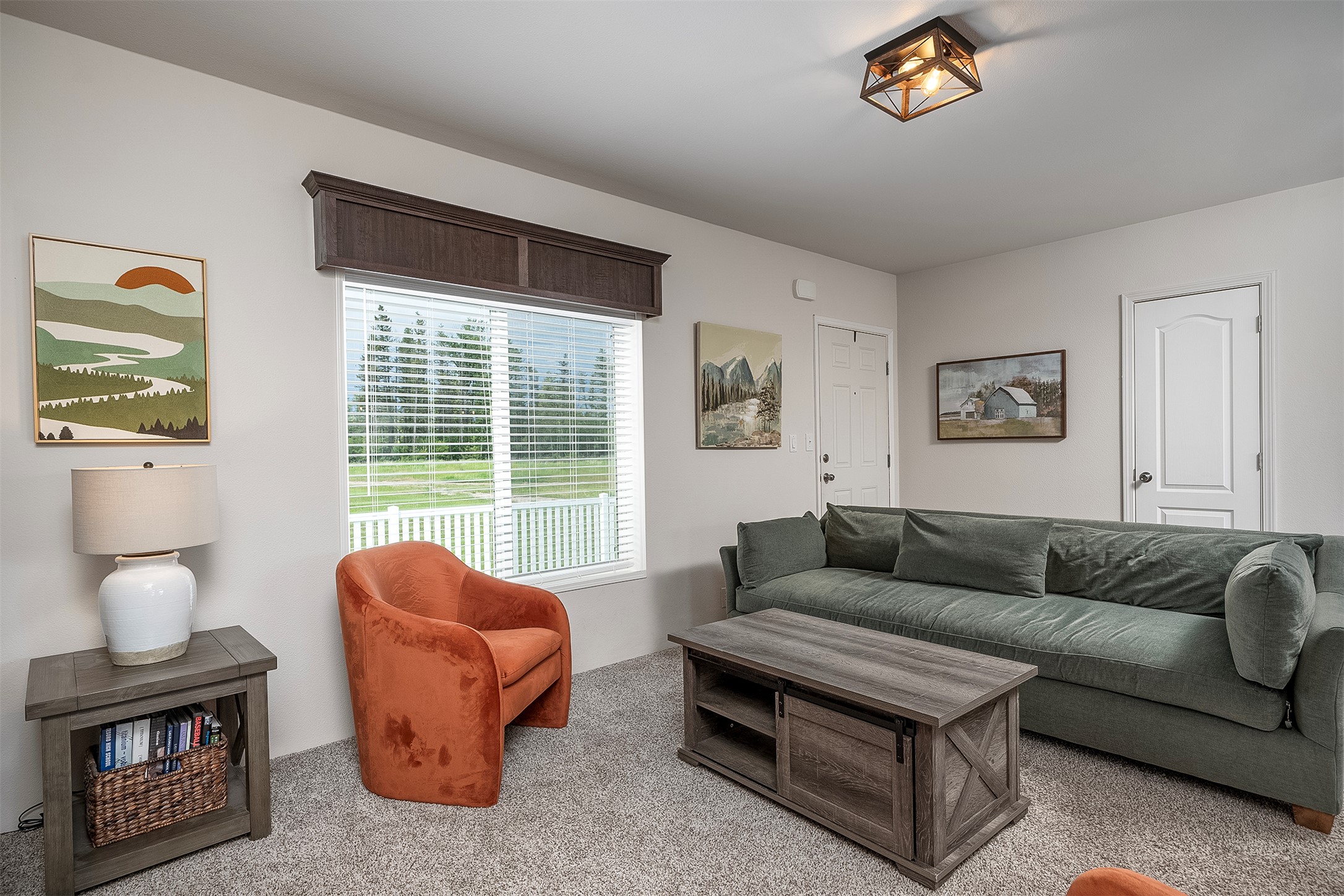 142 Otter Place Property Photo 3
