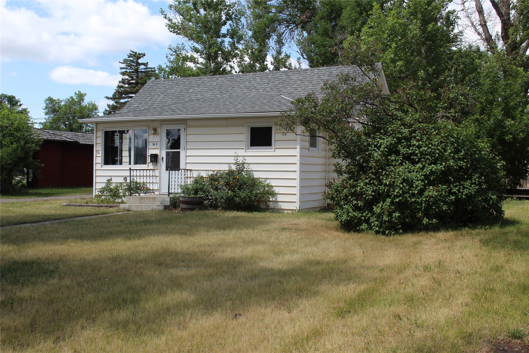 16 S Main Street Property Photo 3
