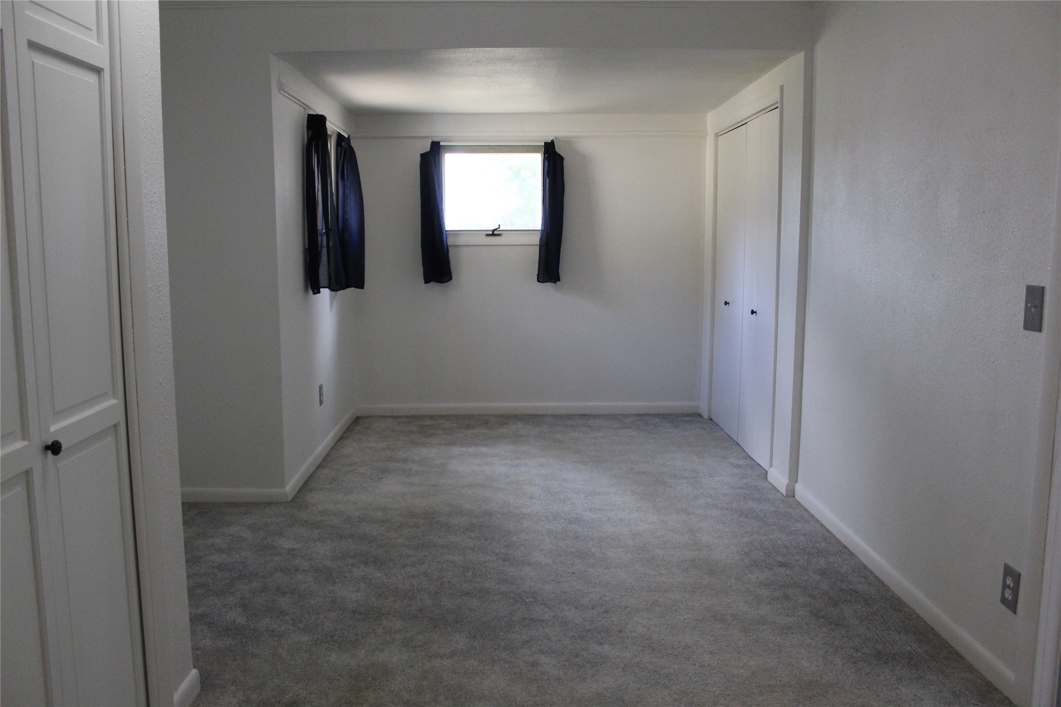 16 S Main Street Property Photo 8