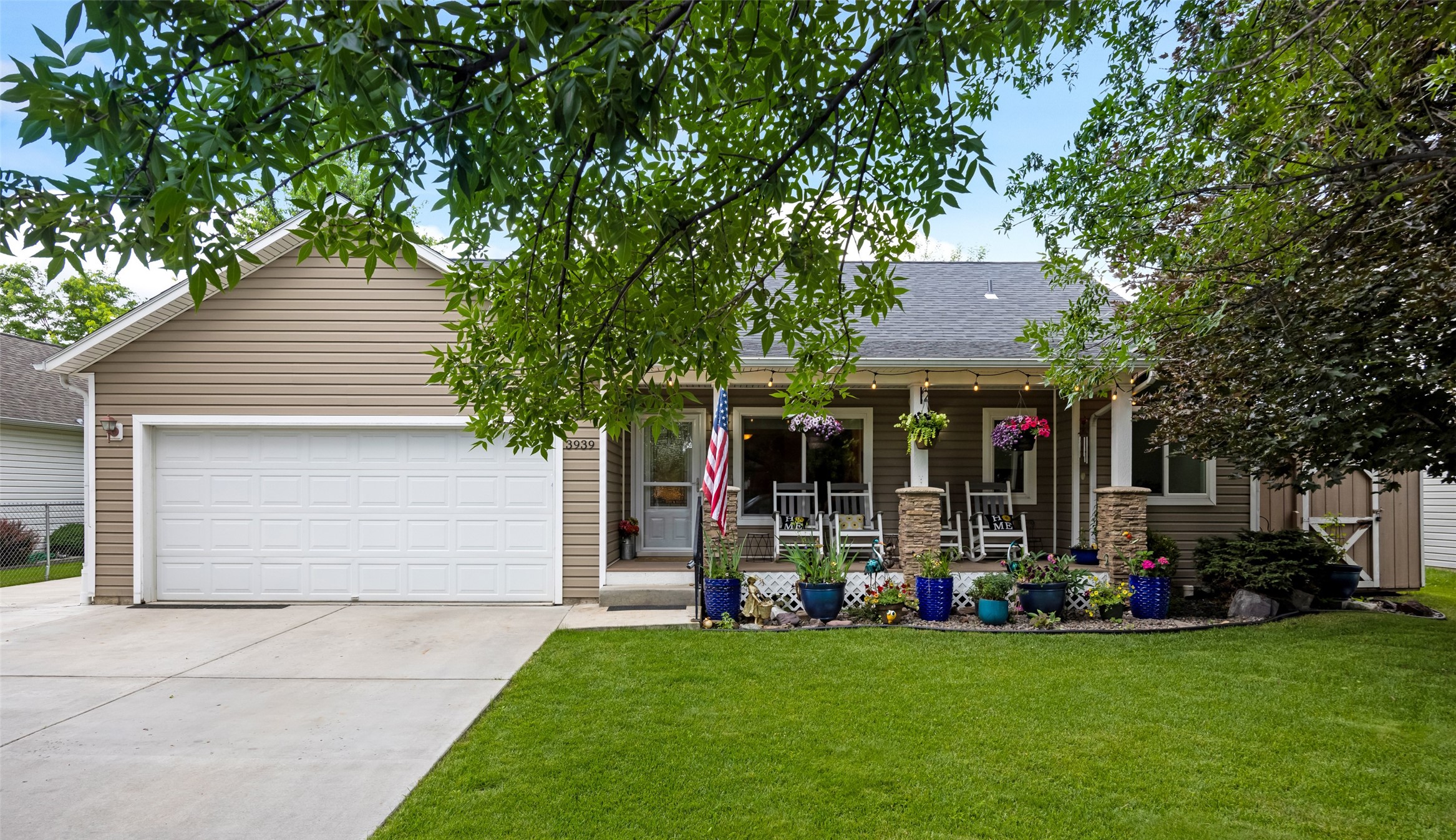 3939 Yorkshire Place Property Photo 1