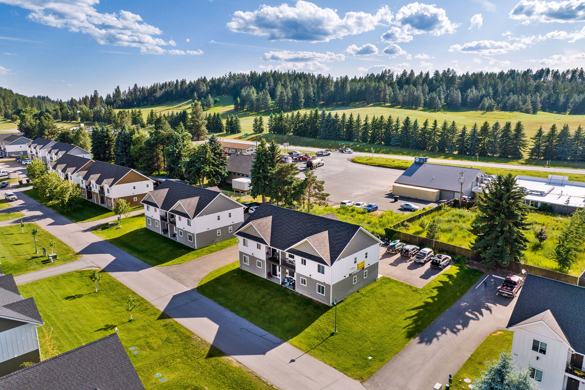 138 Jewel Basin Court Property Photo 1