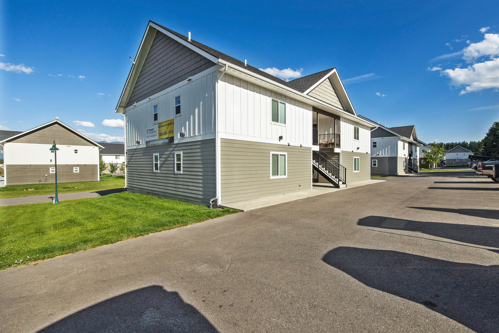 138 Jewel Basin Court Property Photo 7