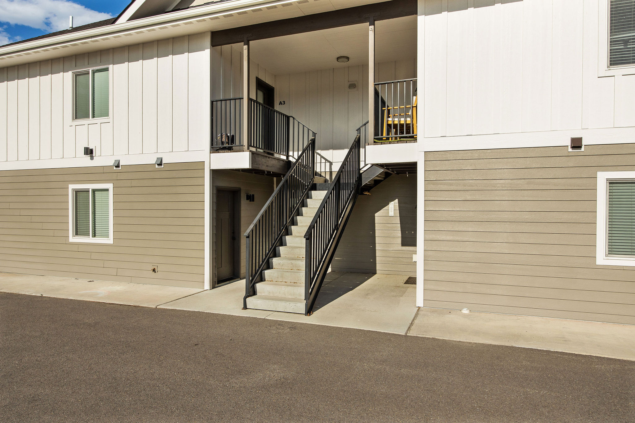 138 Jewel Basin Court Property Photo 9