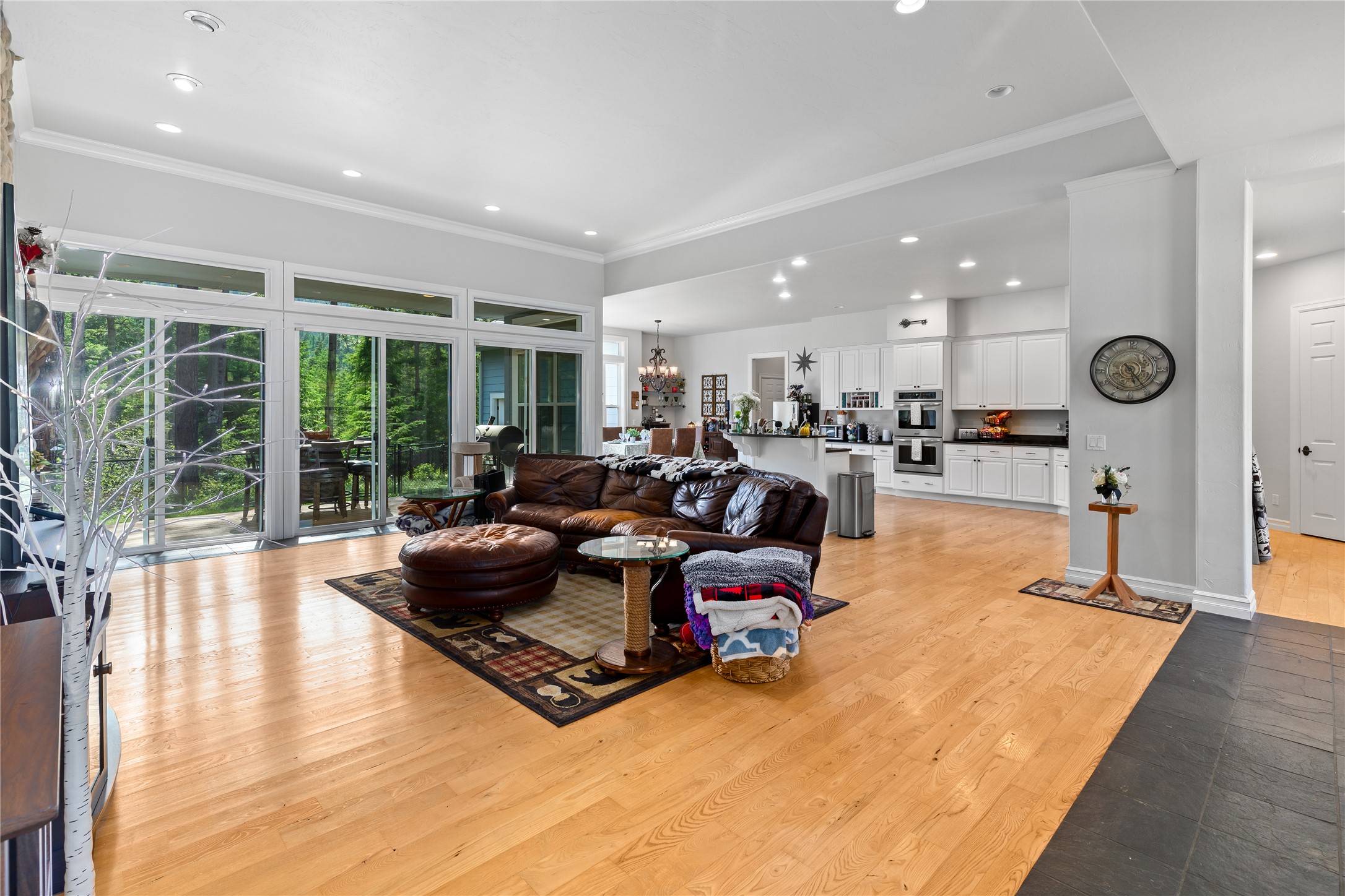 20245 Swan View Road Property Photo 14