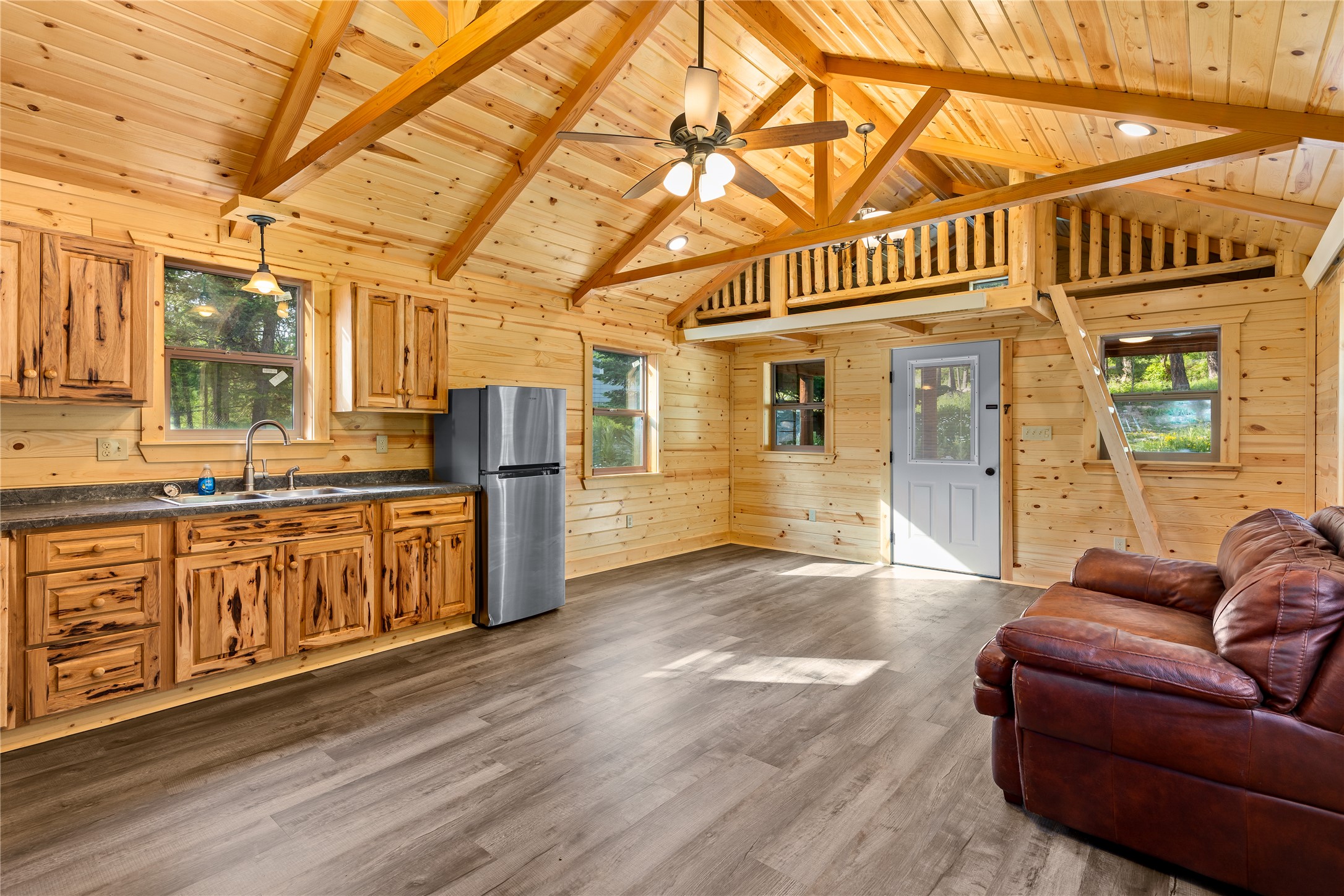 20245 Swan View Road Property Photo 43