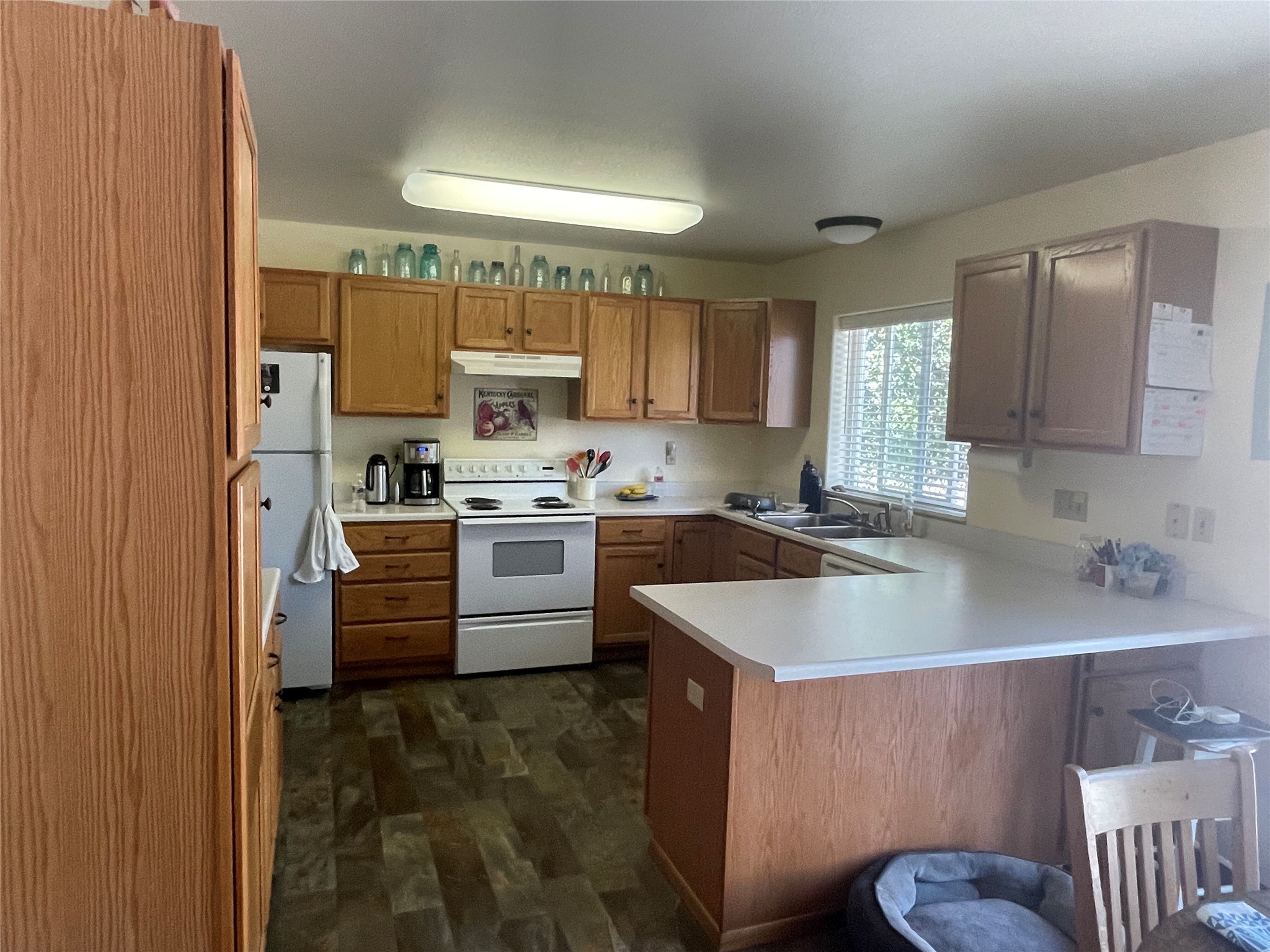 22 B Avenue Property Photo 8