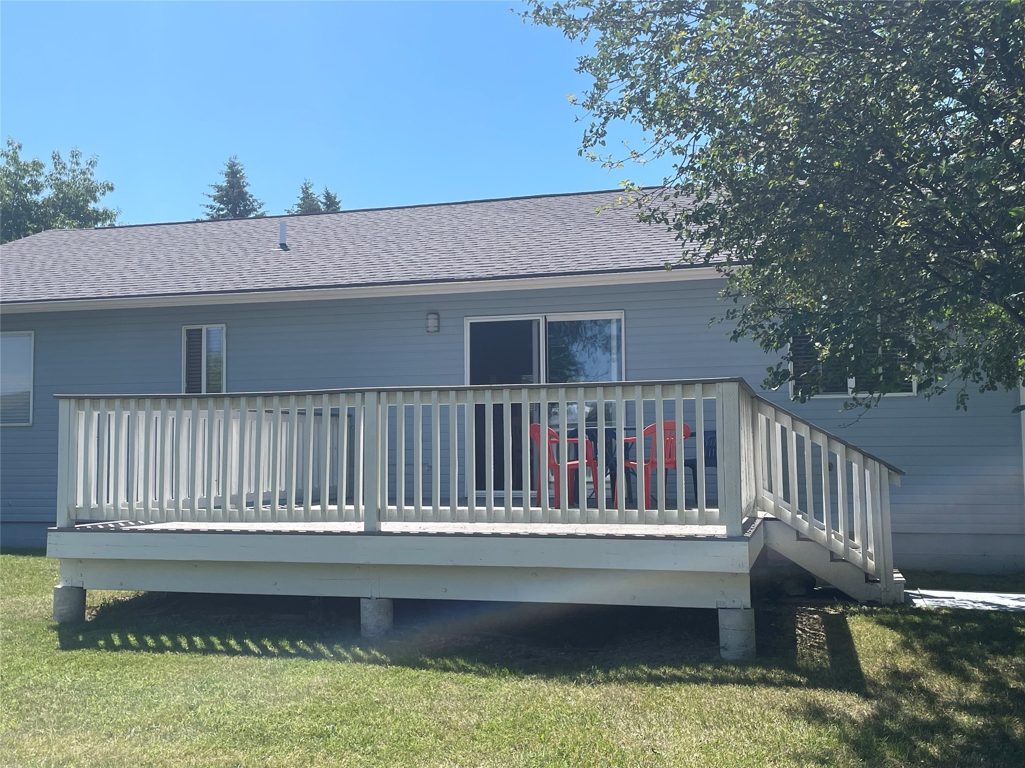 22 B Avenue Property Photo 12