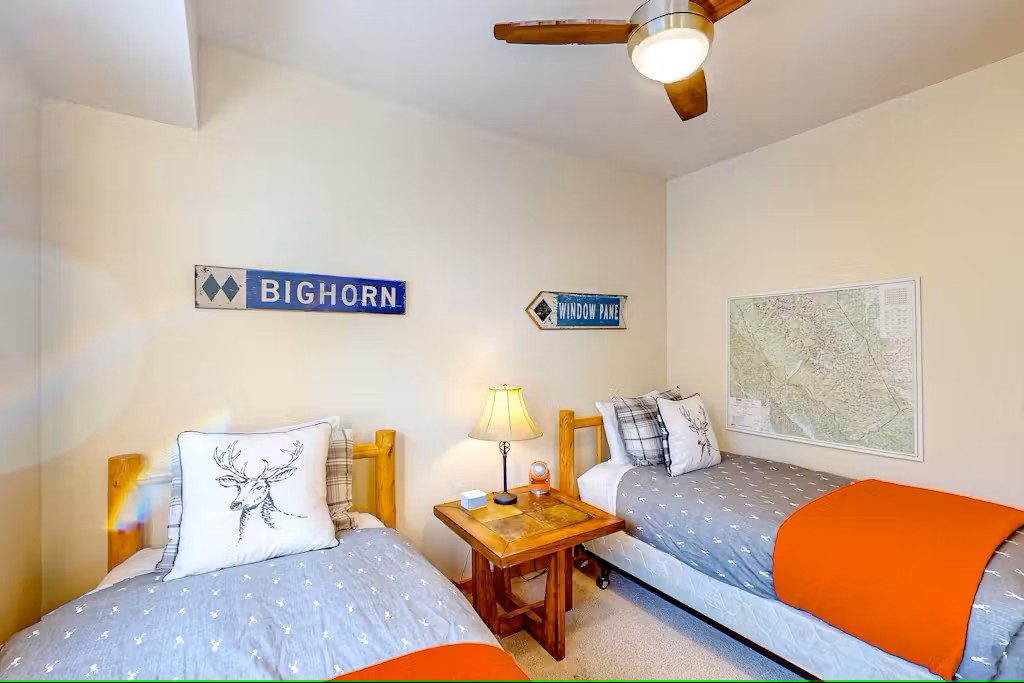 3832 Tamarack Avenue 2b Property Photo 15