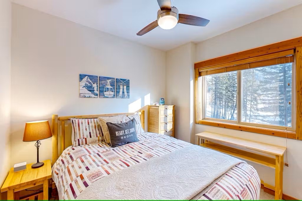 3832 Tamarack Avenue 2b Property Photo 16