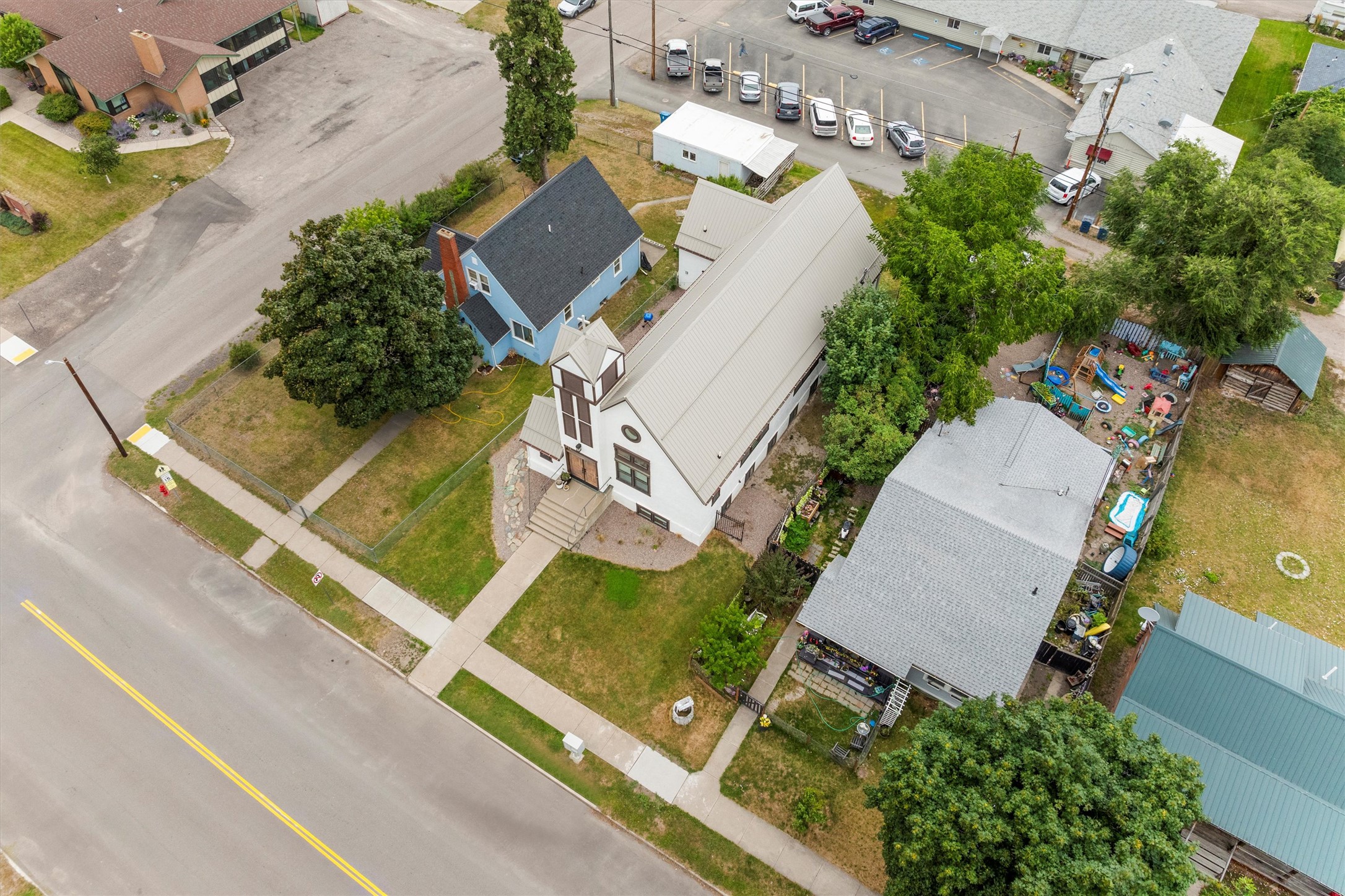 503 4th Avenue E Property Photo 4