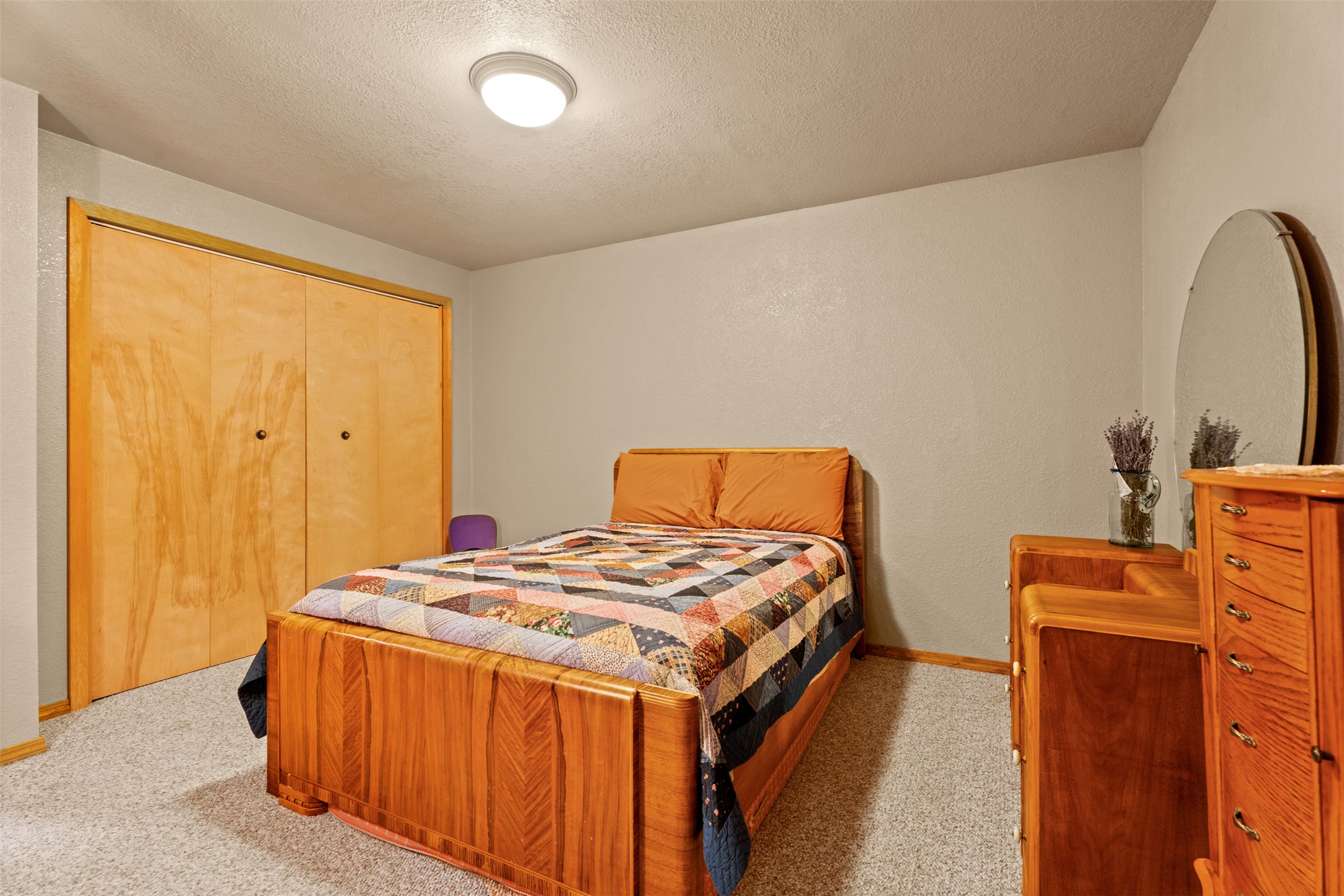487 Hudson Lane Property Photo 34