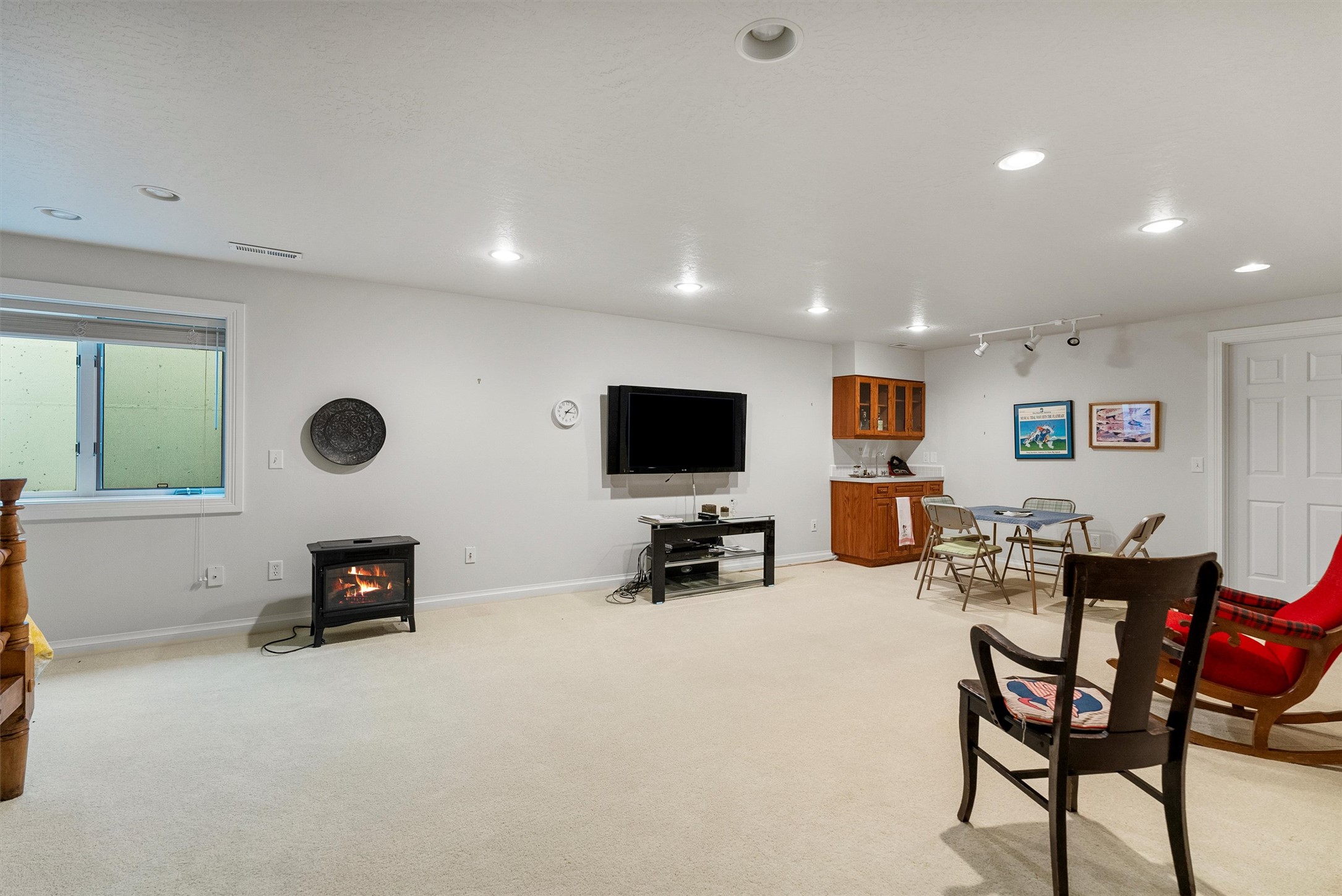 18 Brookside Property Photo 30