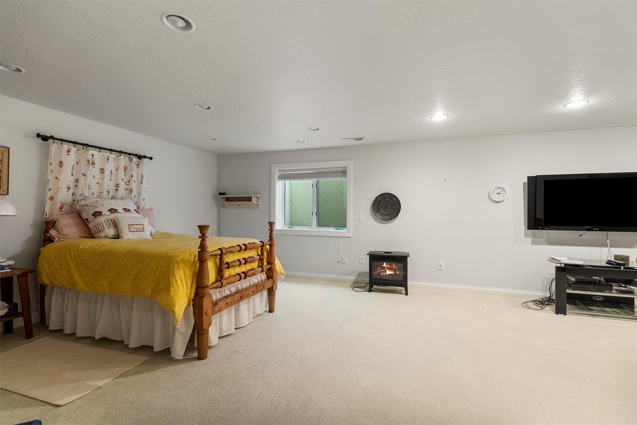 18 Brookside Property Photo 31
