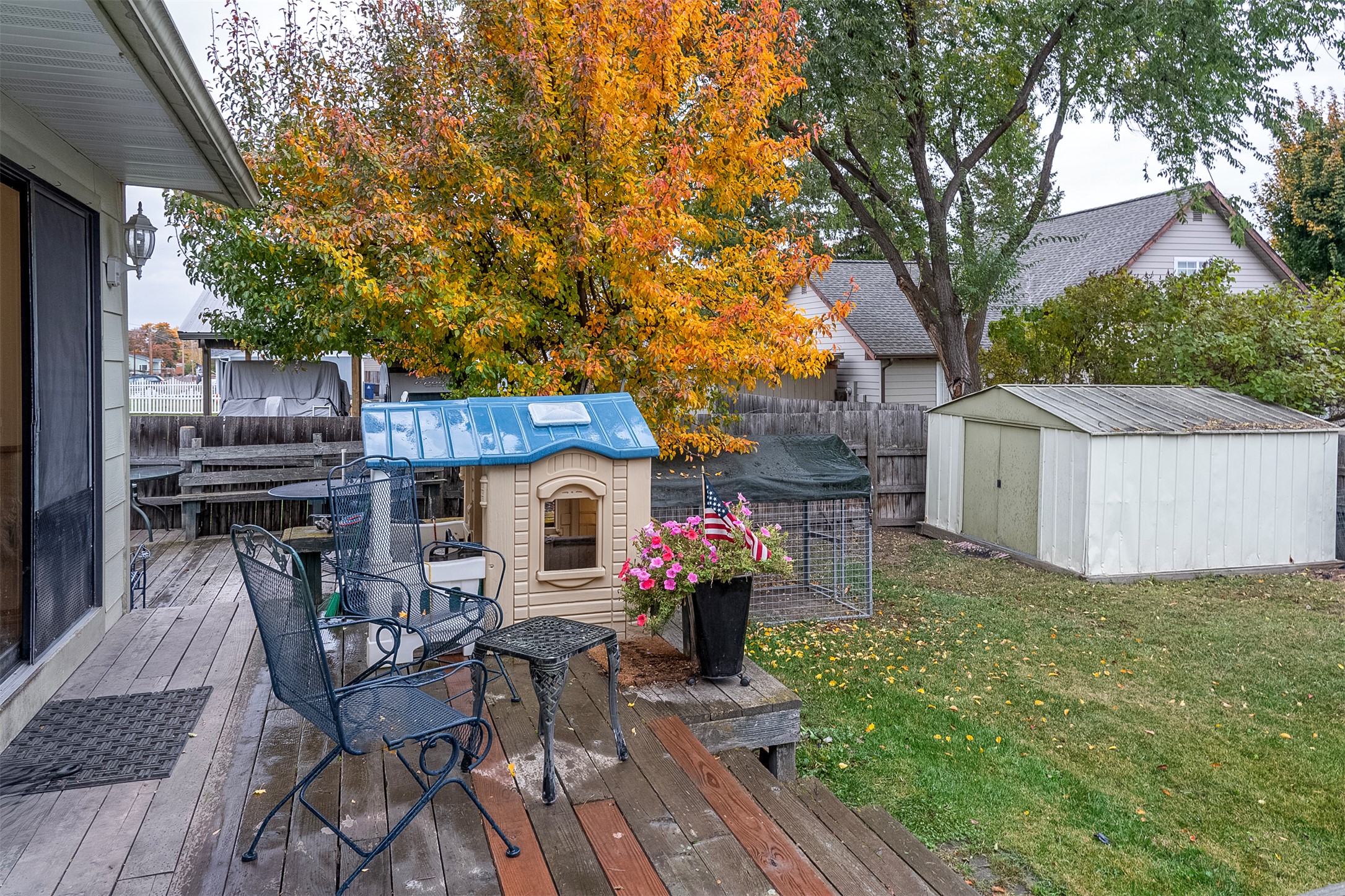 609 11th Avenue E Property Photo 26