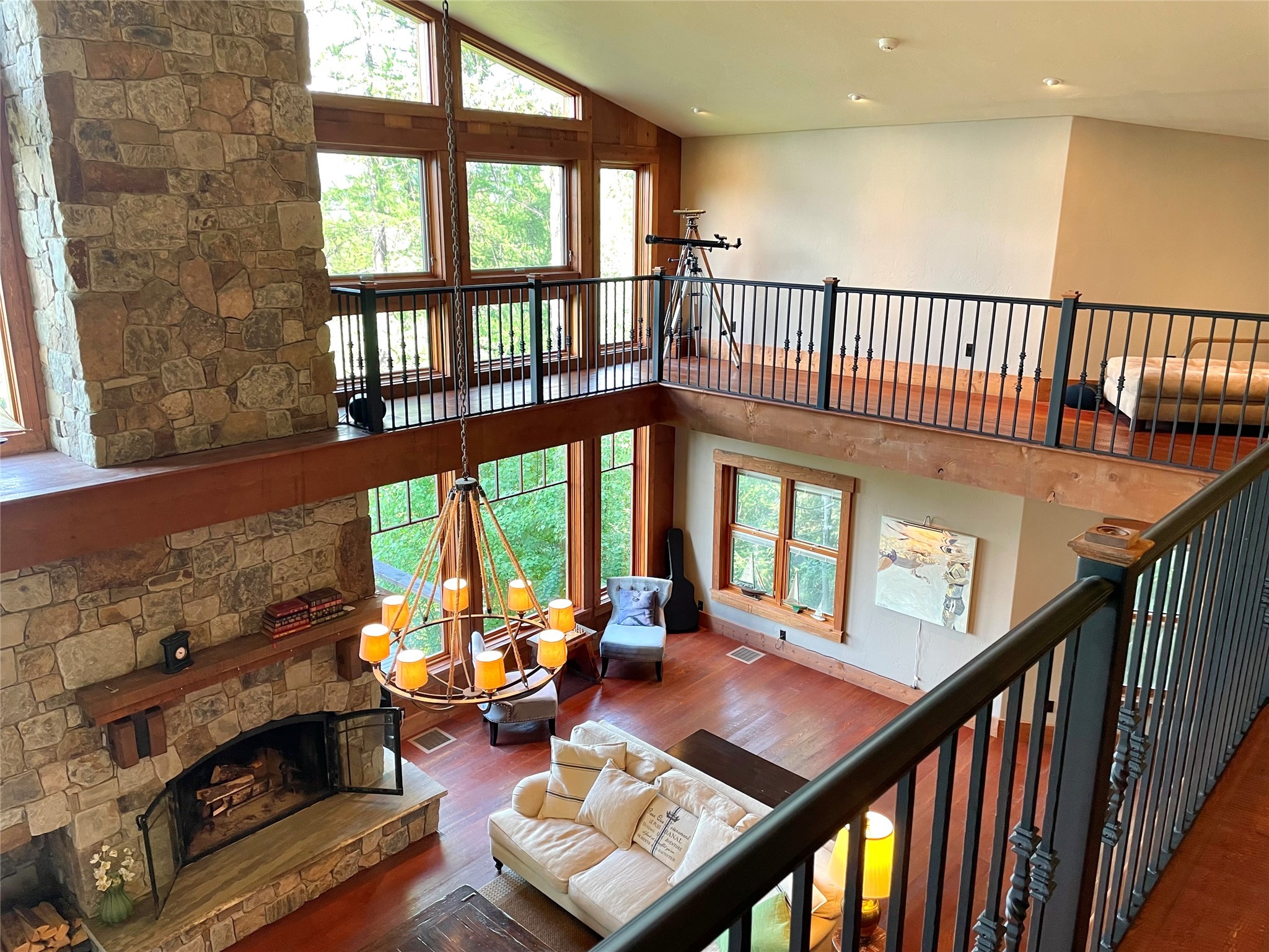 1725 Lion Mountain Drive Property Photo 36