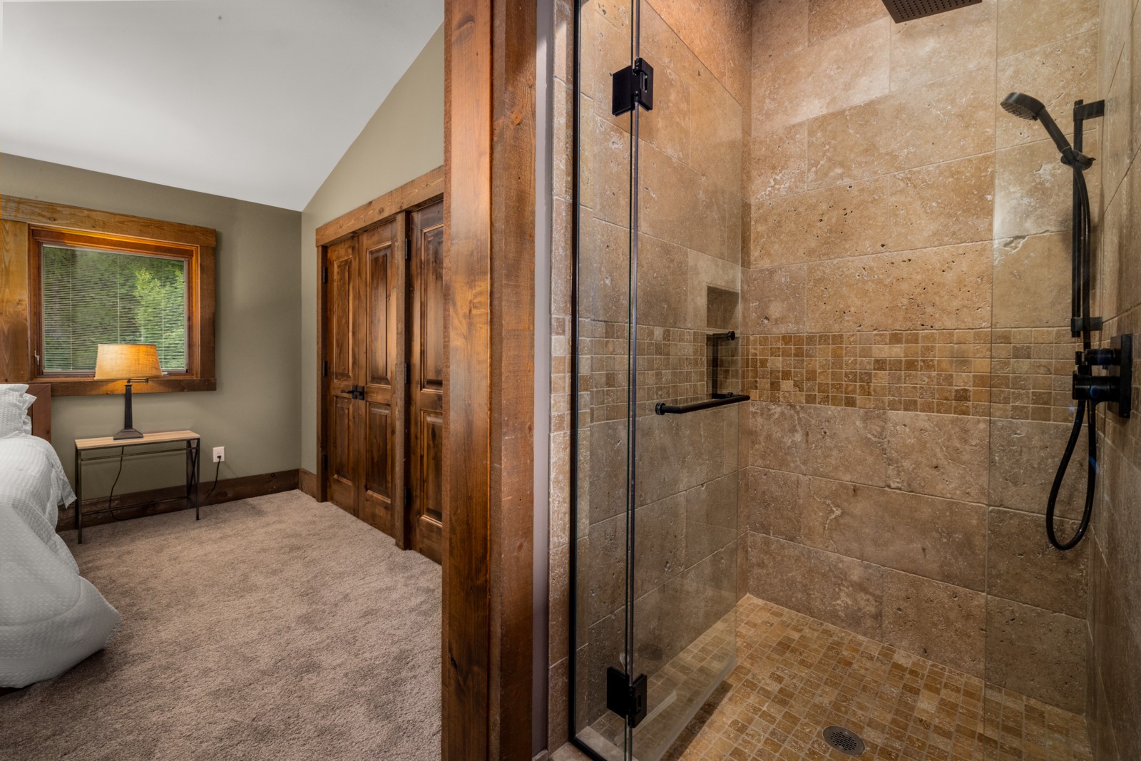 1725 Lion Mountain Drive Property Photo 73