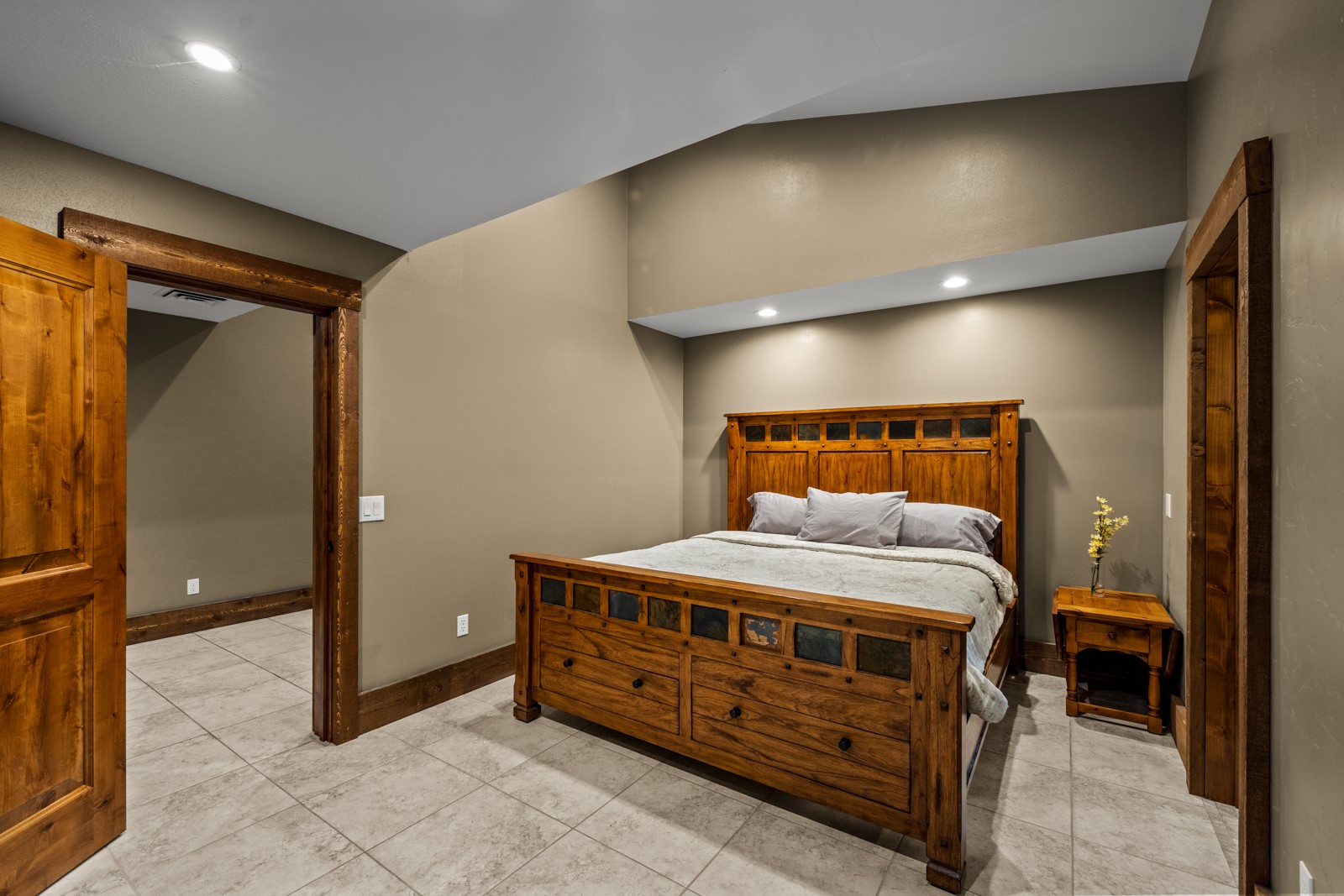 1725 Lion Mountain Drive Property Photo 85