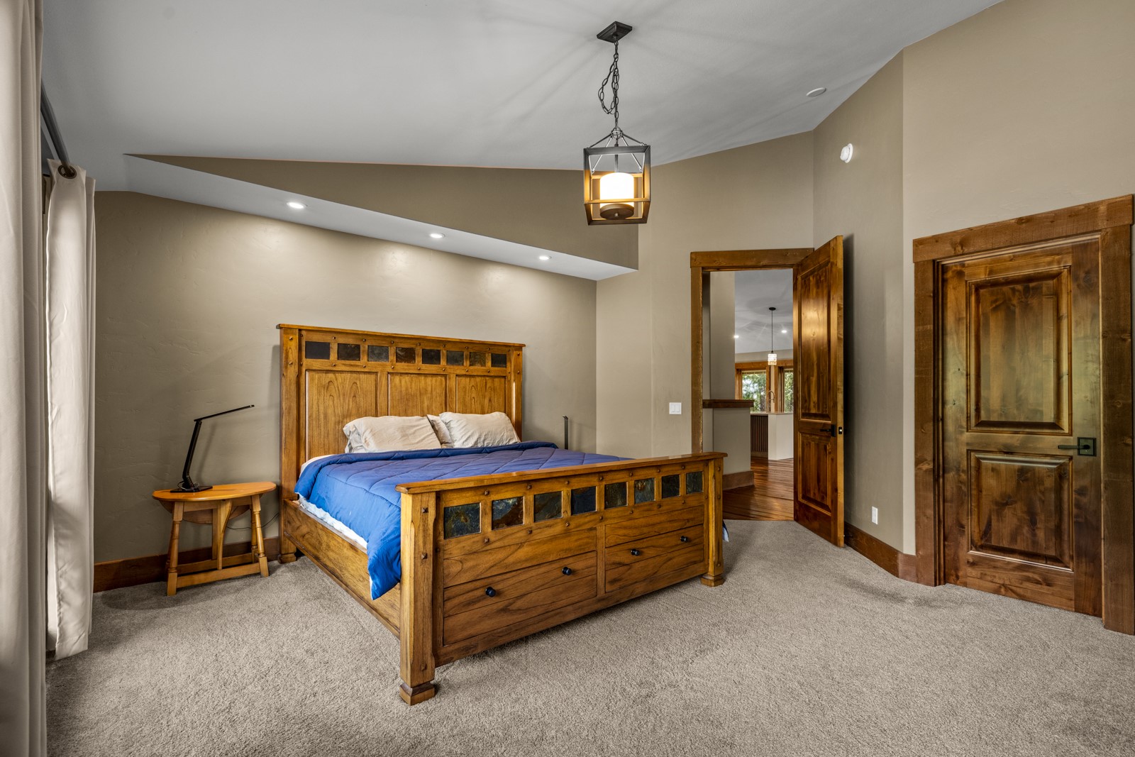 1725 Lion Mountain Drive Property Photo 90