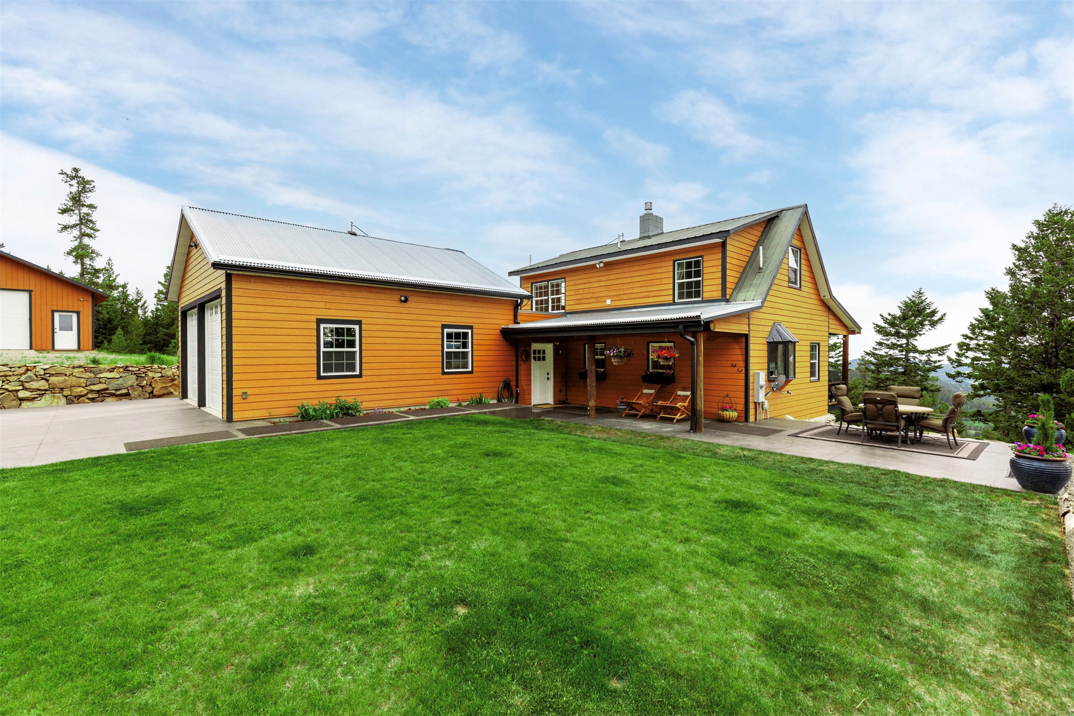 185 Peak Road Property Photo