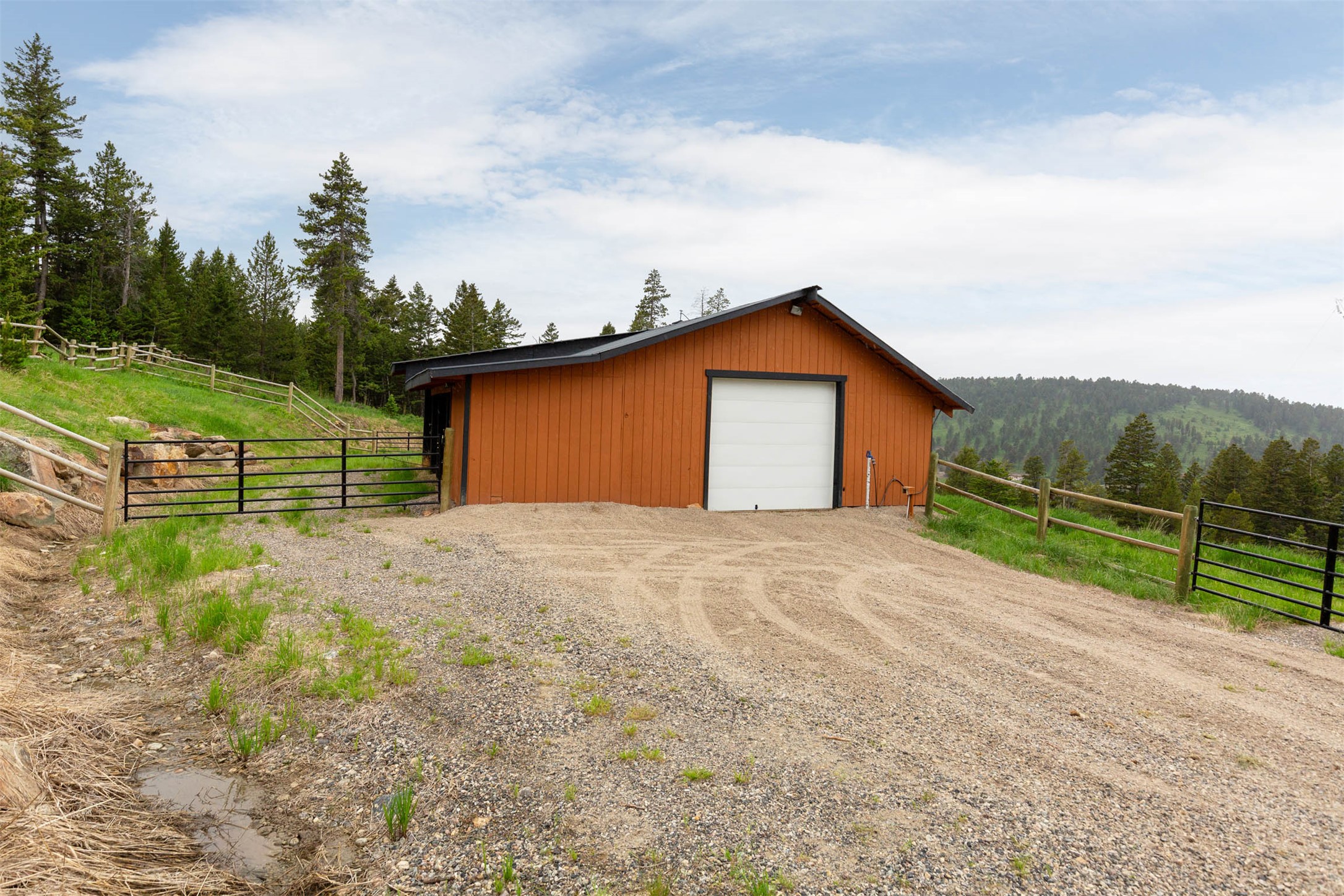 185 Peak Road Property Photo 12
