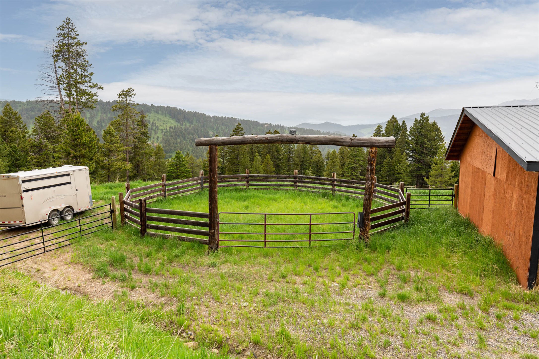 185 Peak Road Property Photo 17