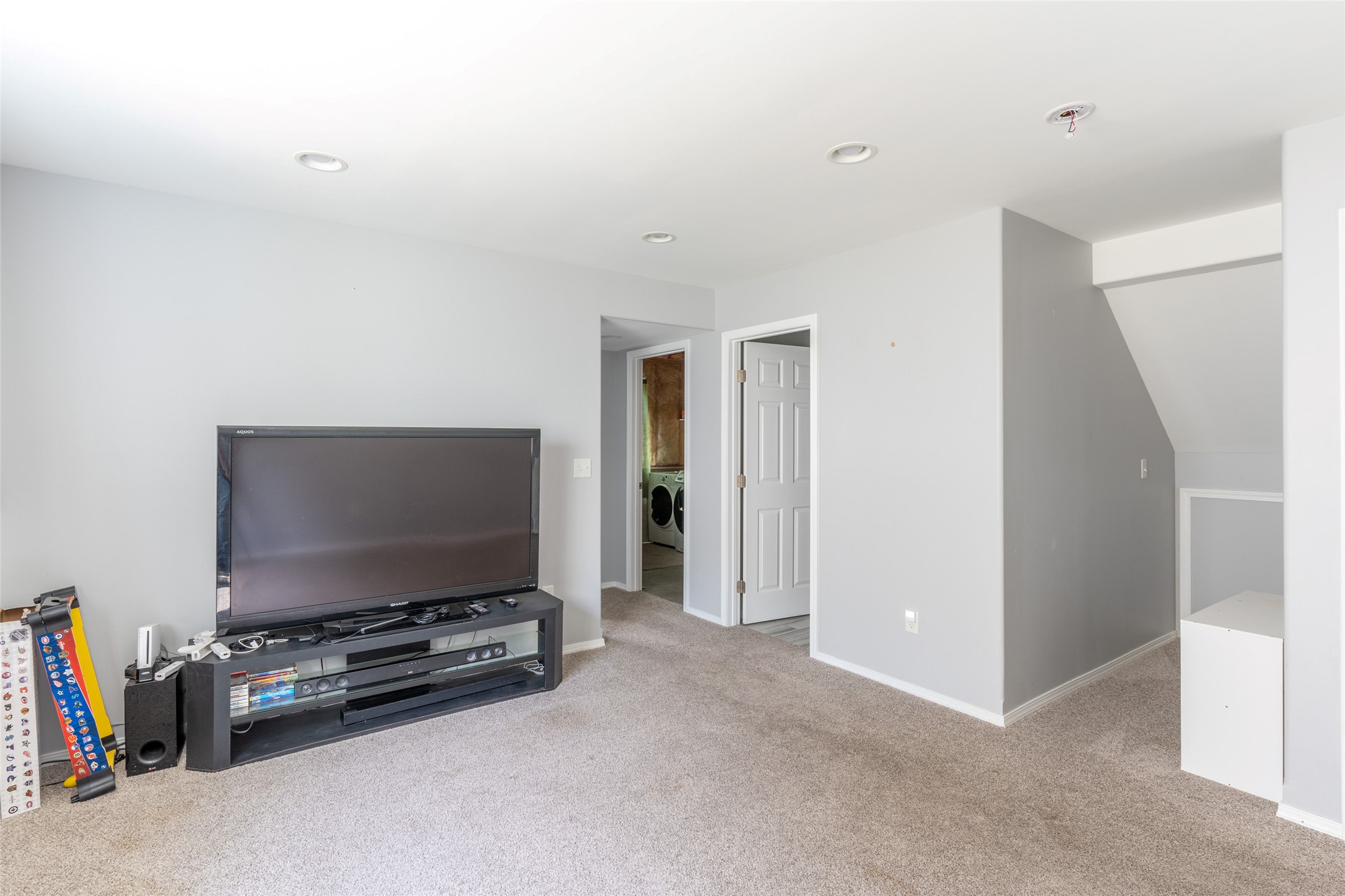 108 Hearst Drive Property Photo 24