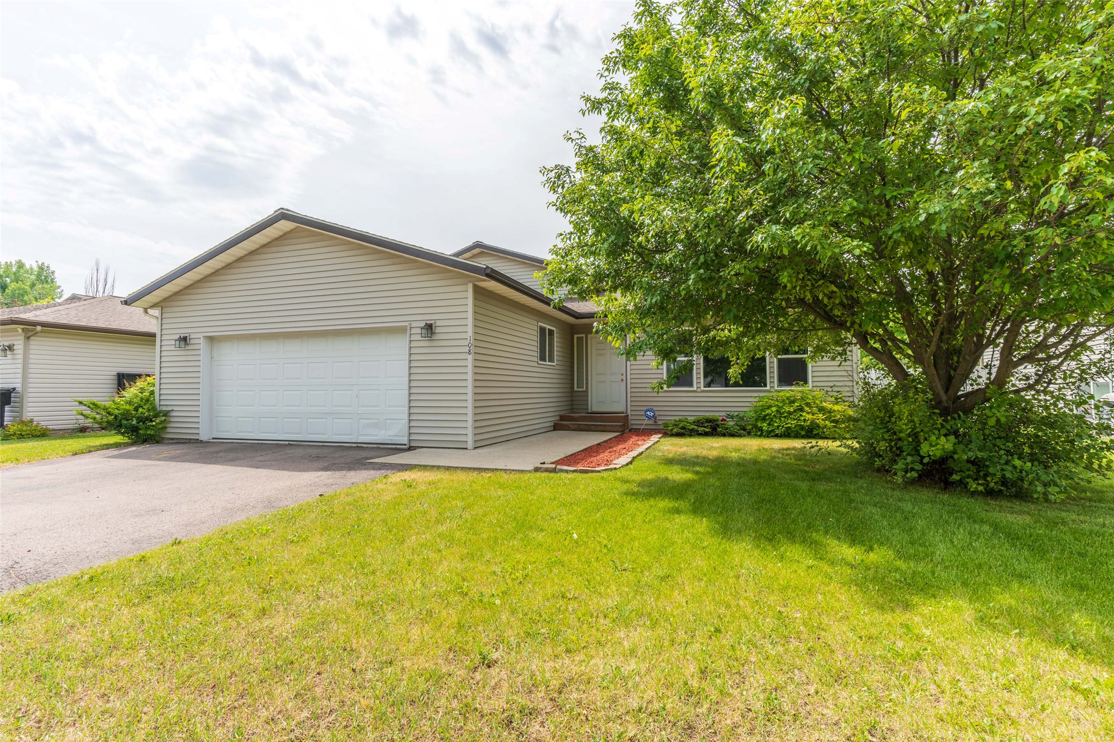 108 Hearst Drive Property Photo 32