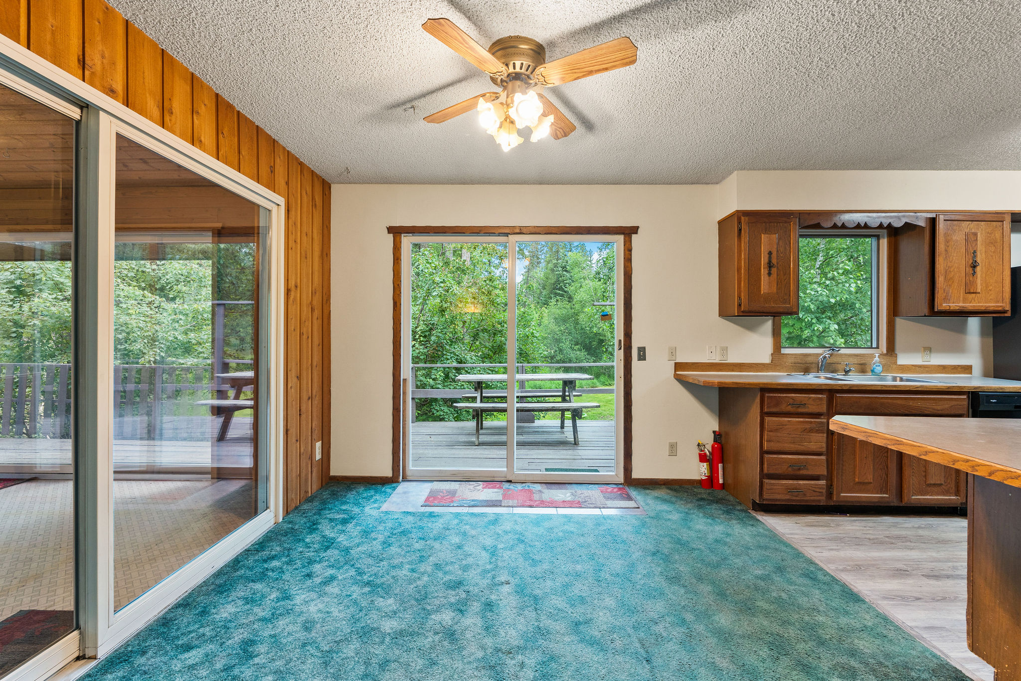 1255 & 1285 Tamarack Lane Property Photo 9