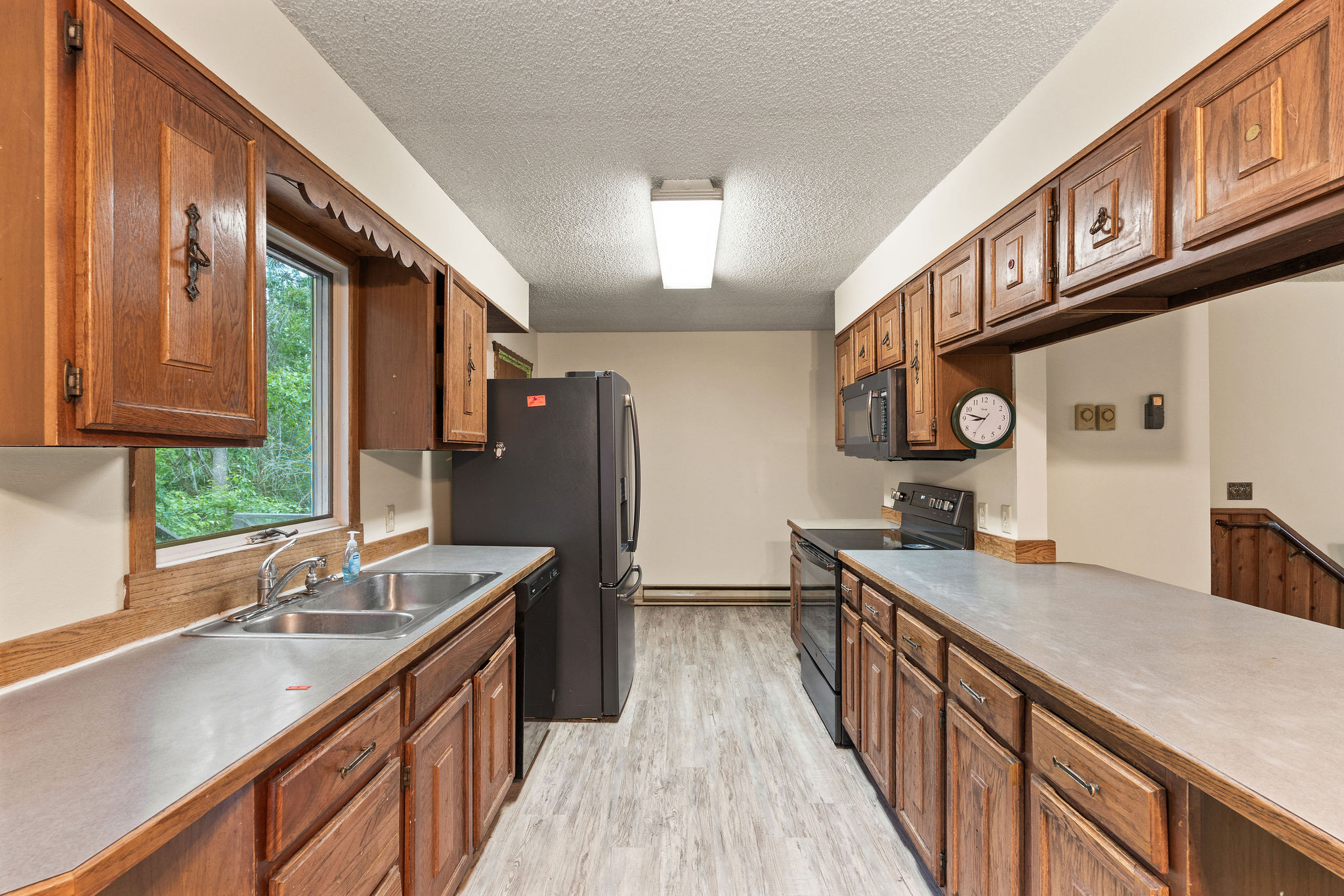 1255 & 1285 Tamarack Lane Property Photo 13