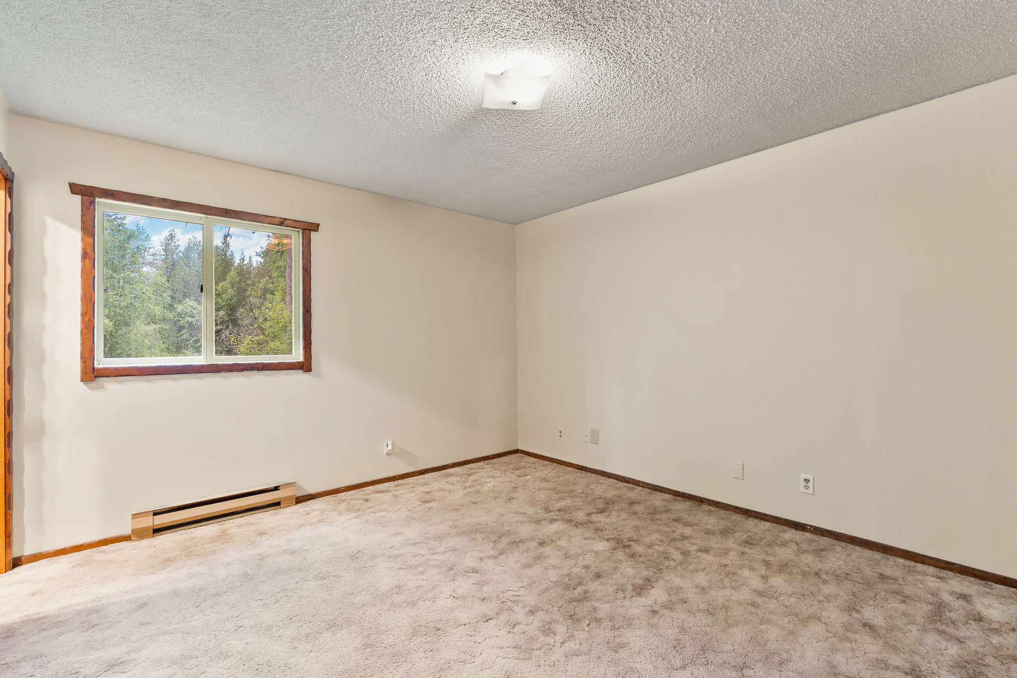 1255 & 1285 Tamarack Lane Property Photo 17