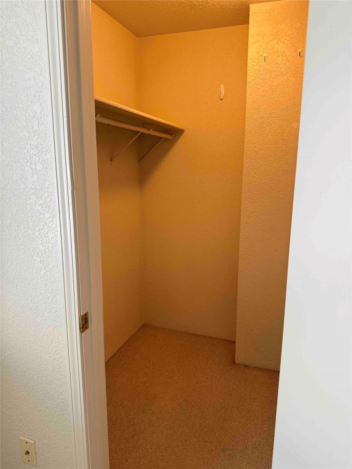 2801 Highcliff Court 3 Property Photo 18