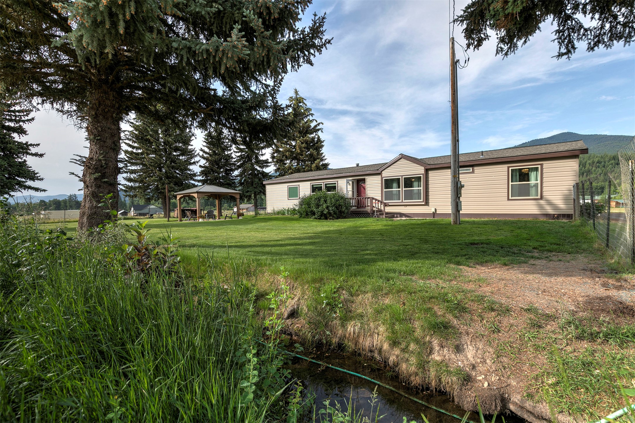 22495 Nine Mile Road Property Photo