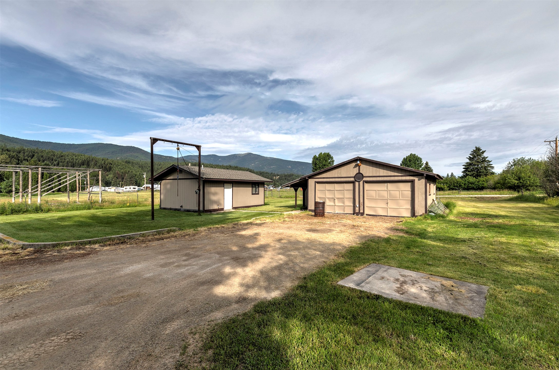 22495 Nine Mile Road Property Photo 11