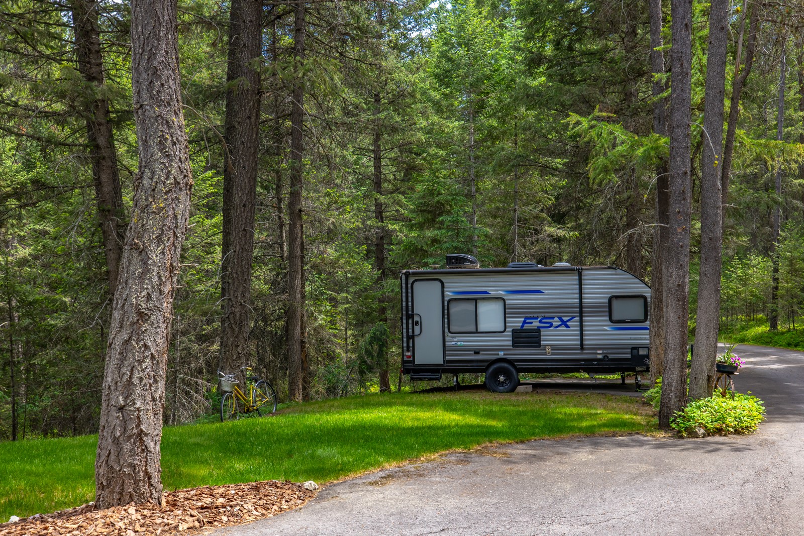 125 Wagon Wheel Road Property Photo 13