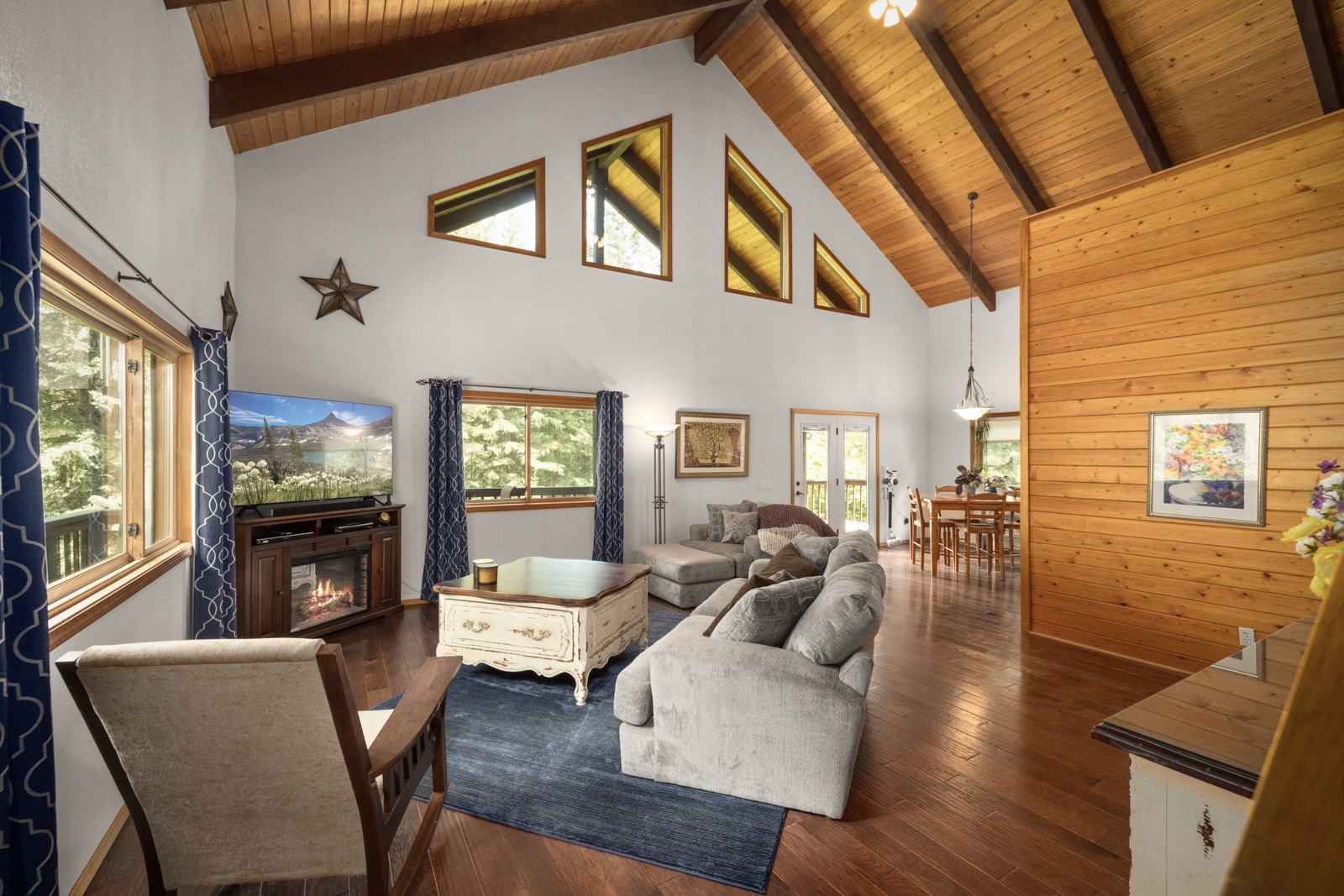 125 Wagon Wheel Road Property Photo 32