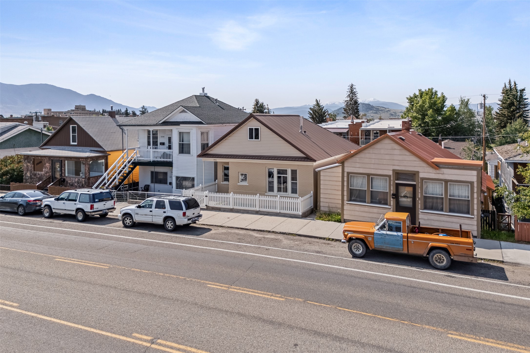 1046 W Park Street Property Photo 4