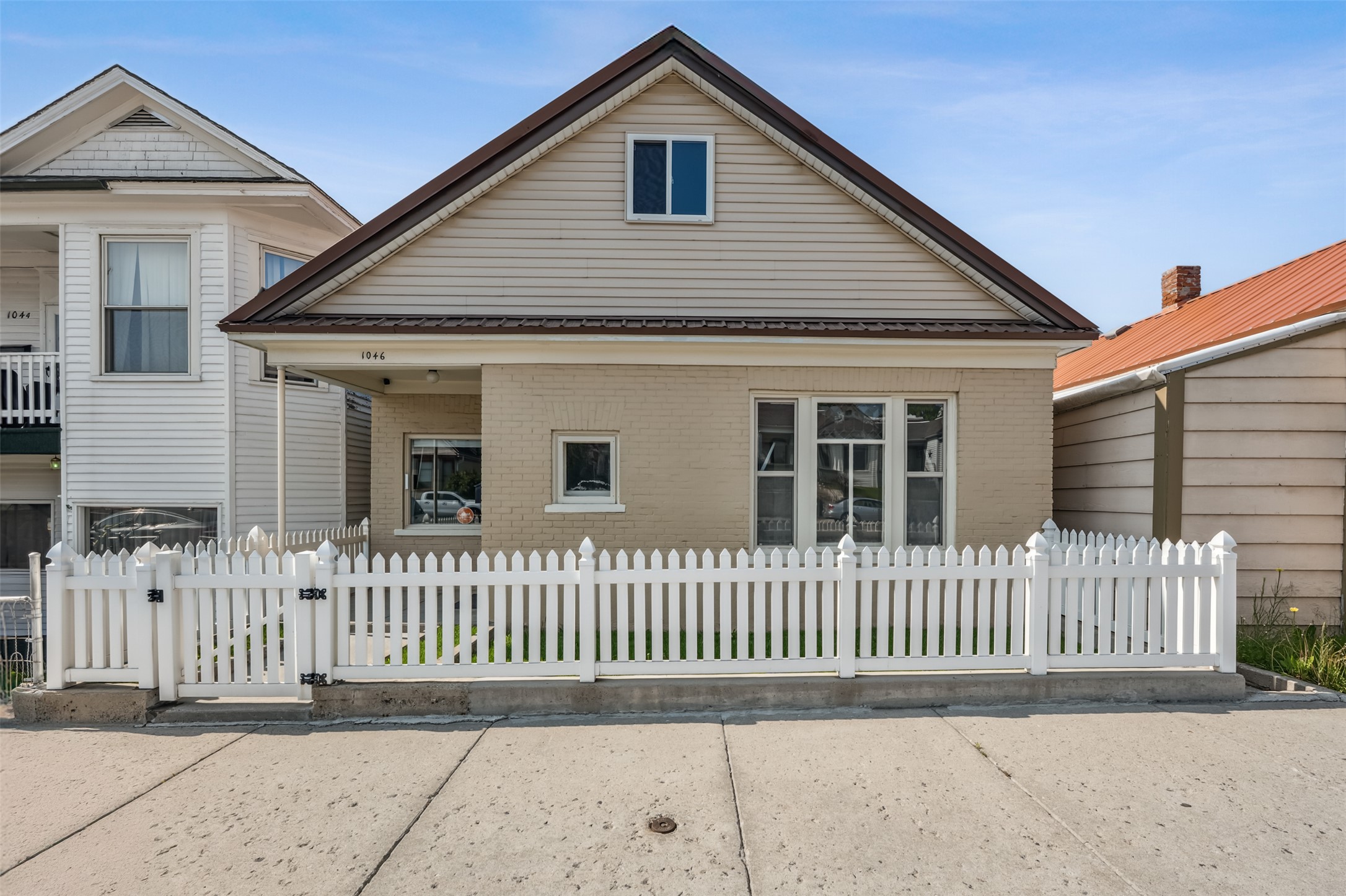 1046 W Park Street Property Photo 39