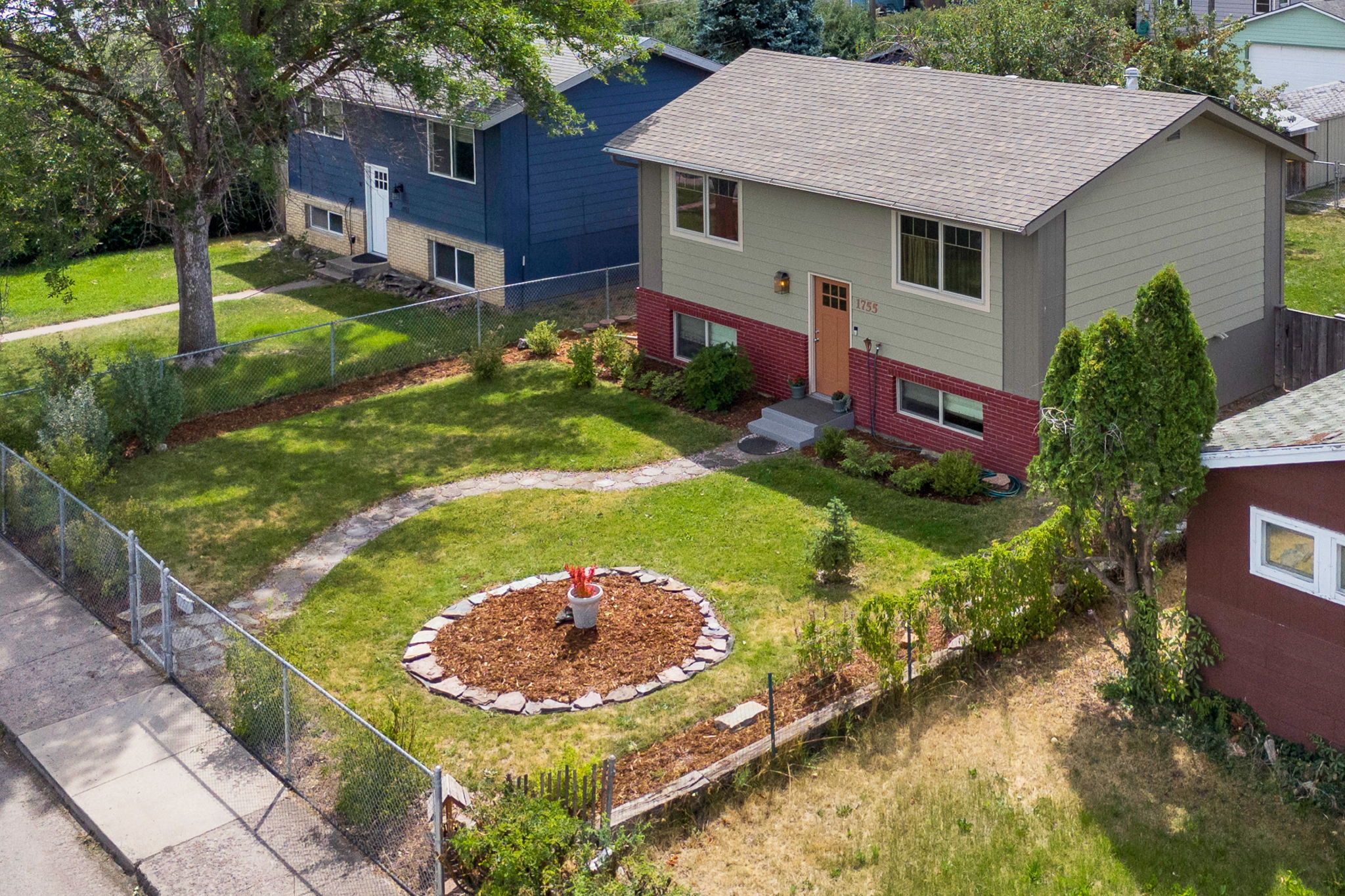 1755 North Avenue W Property Photo 1