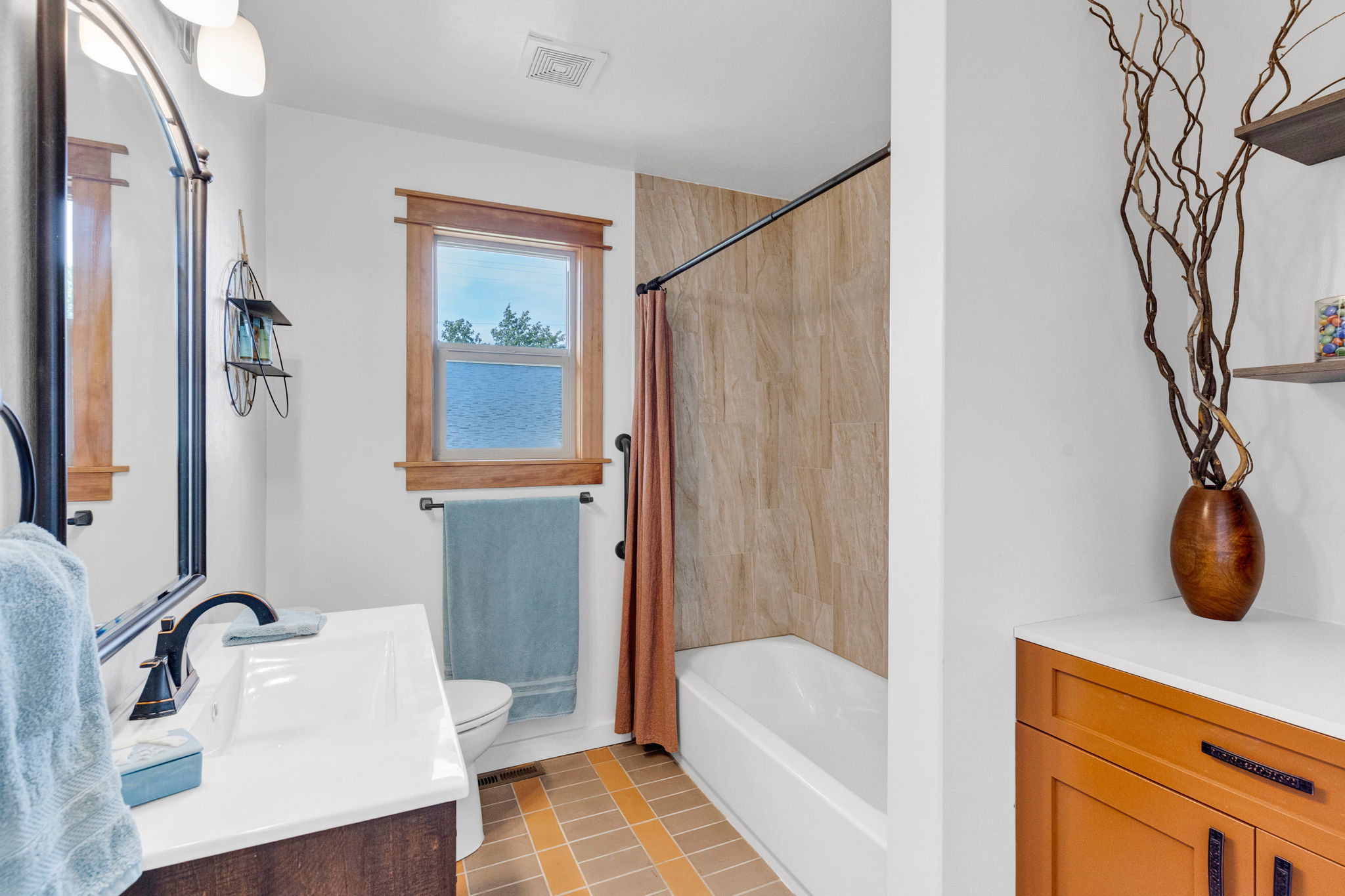 1755 North Avenue W Property Photo 19