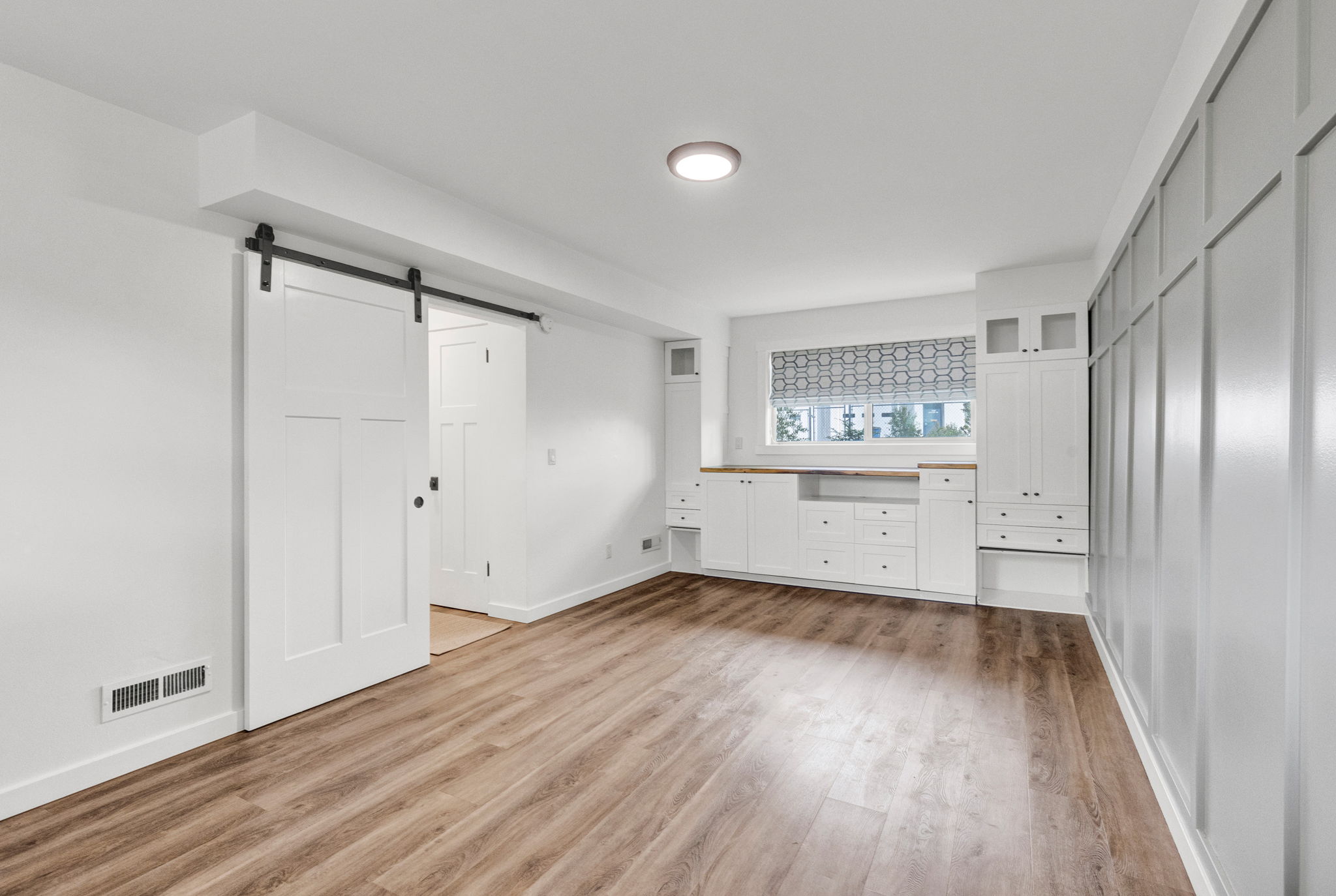 1755 North Avenue W Property Photo 23