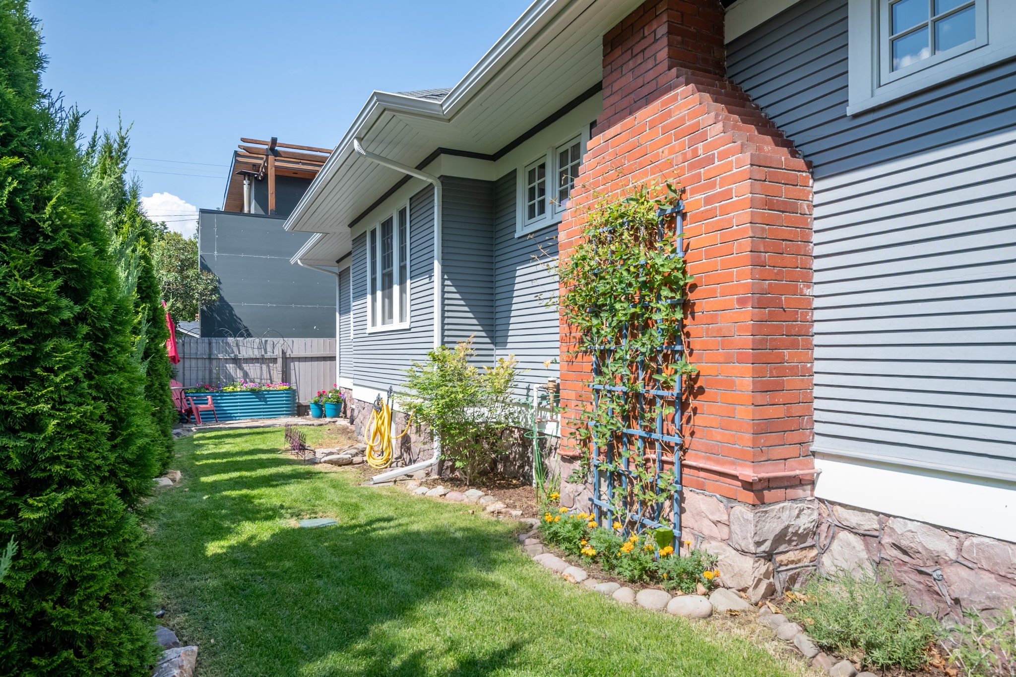 340 Daly Avenue Property Photo 38