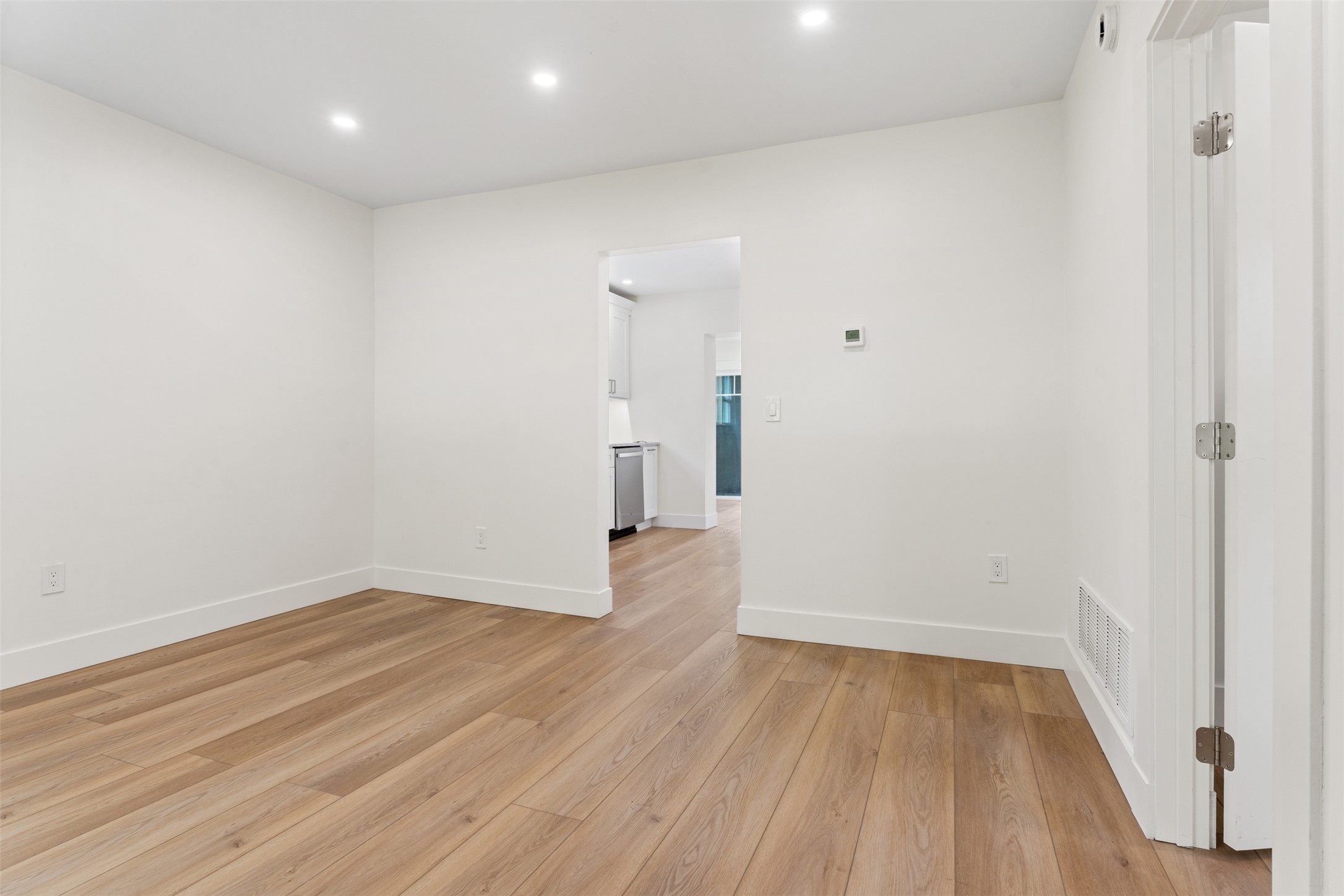 632 Stephens Avenue Property Photo 2