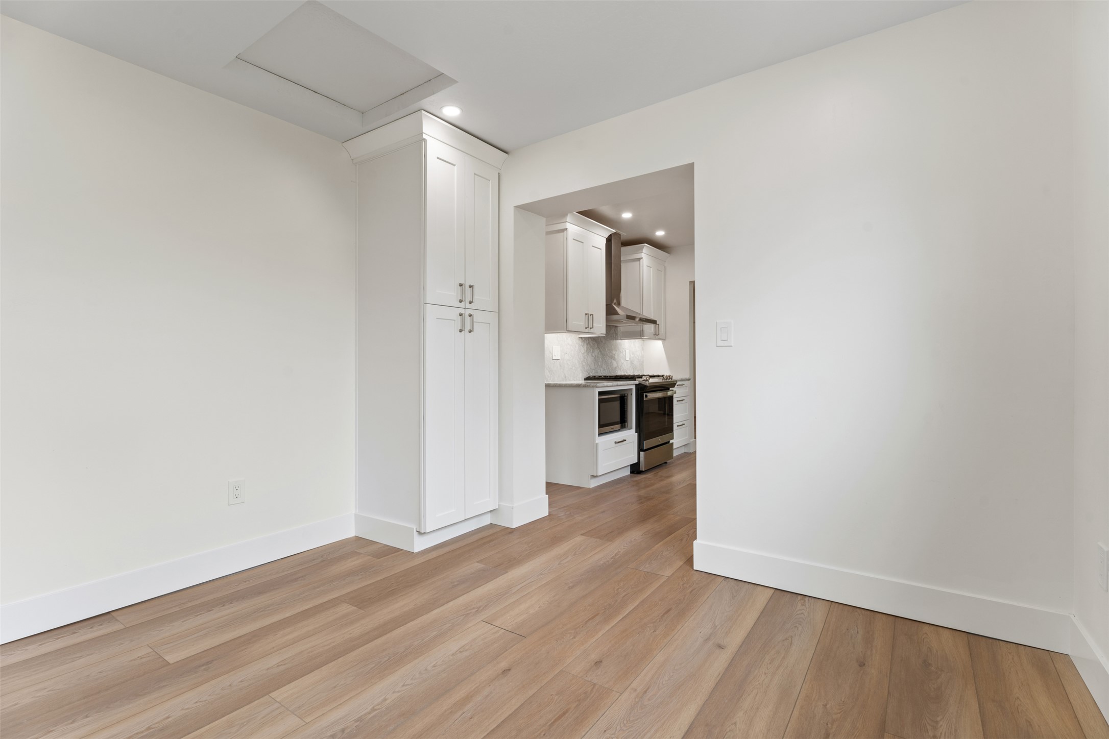 632 Stephens Avenue Property Photo 9
