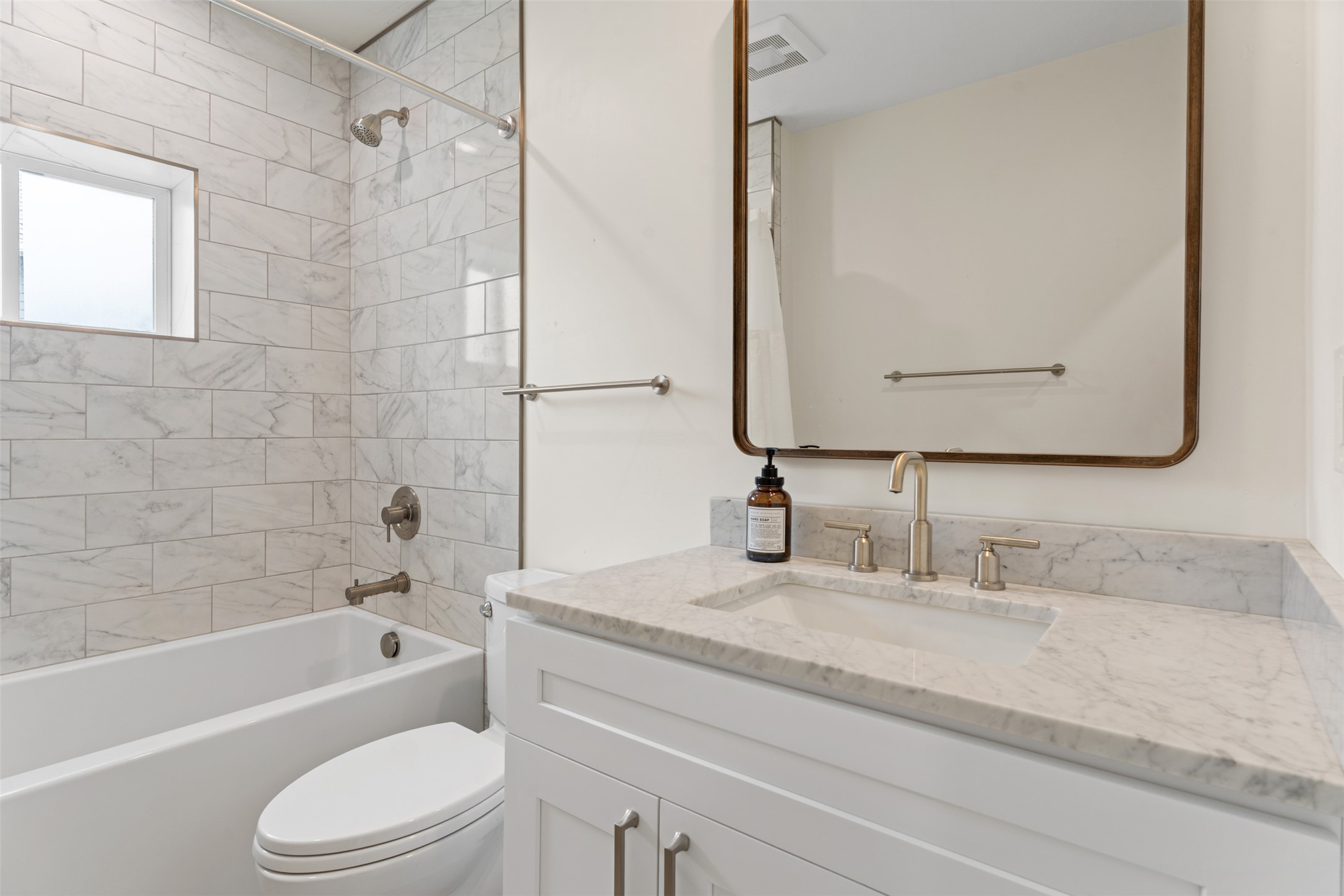 632 Stephens Avenue Property Photo 11