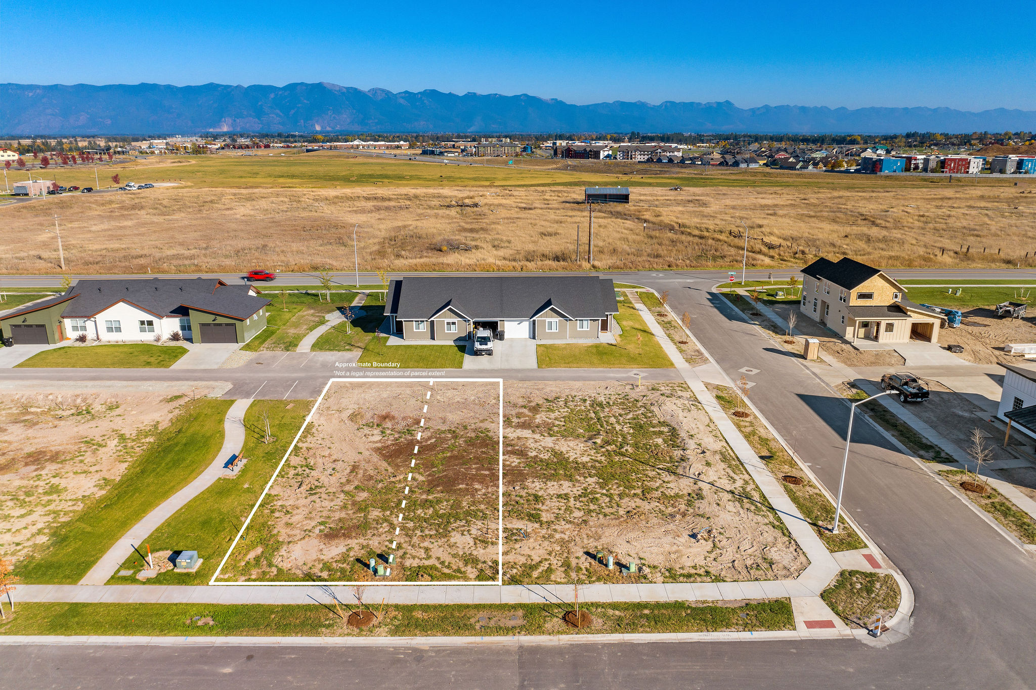 607 & 609 Holstein Way Property Photo 1