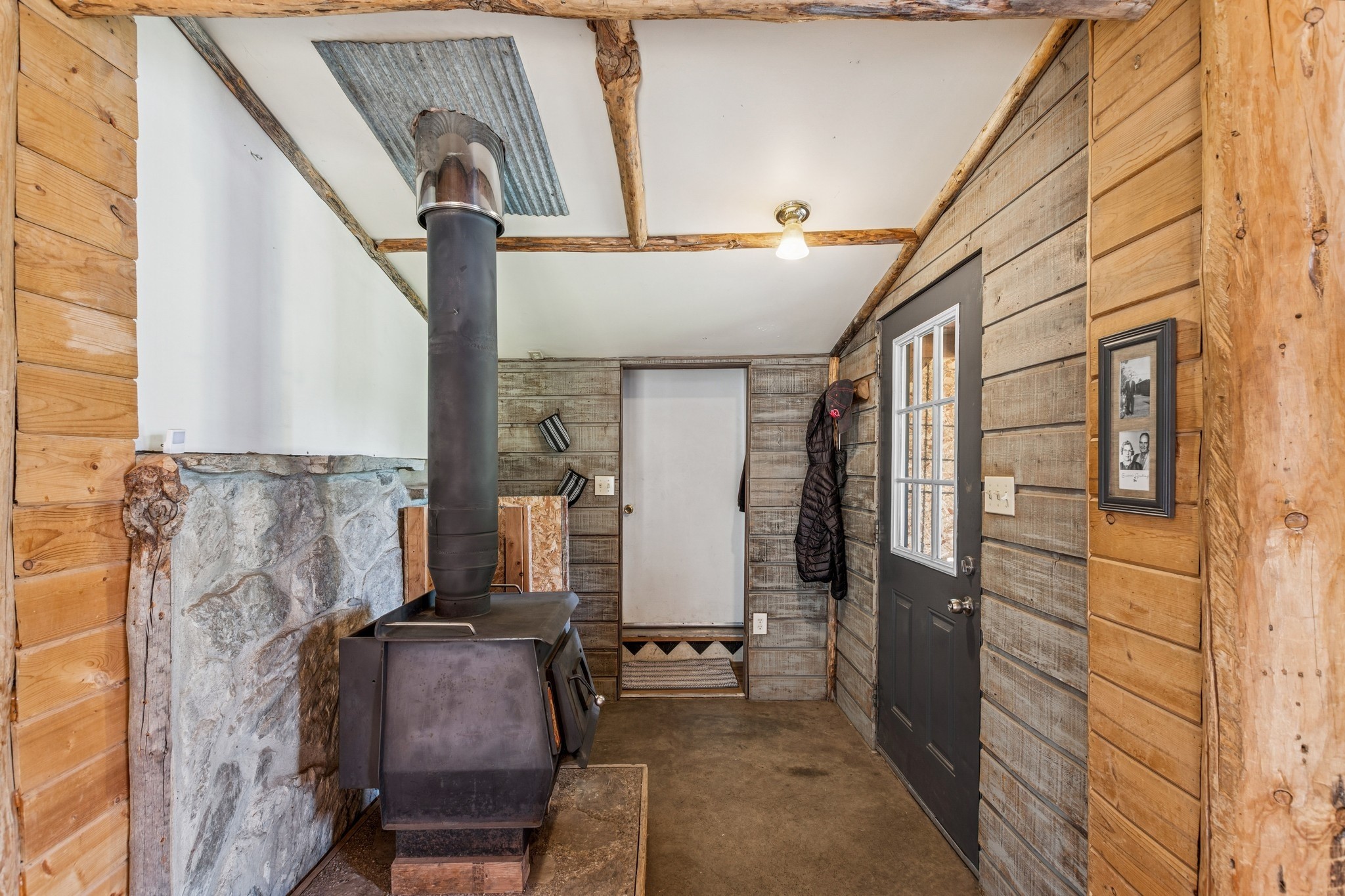 957 Badger Hollow Trail Property Photo 8