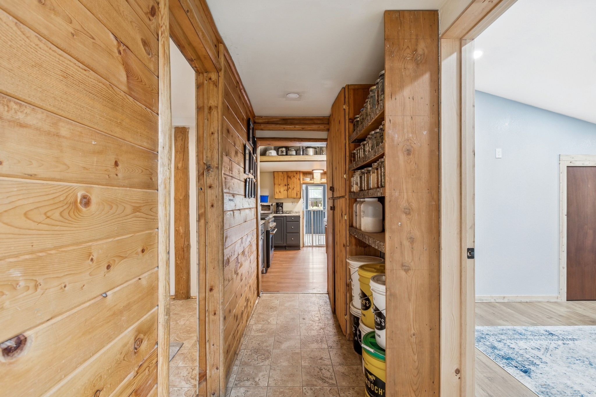 957 Badger Hollow Trail Property Photo 9