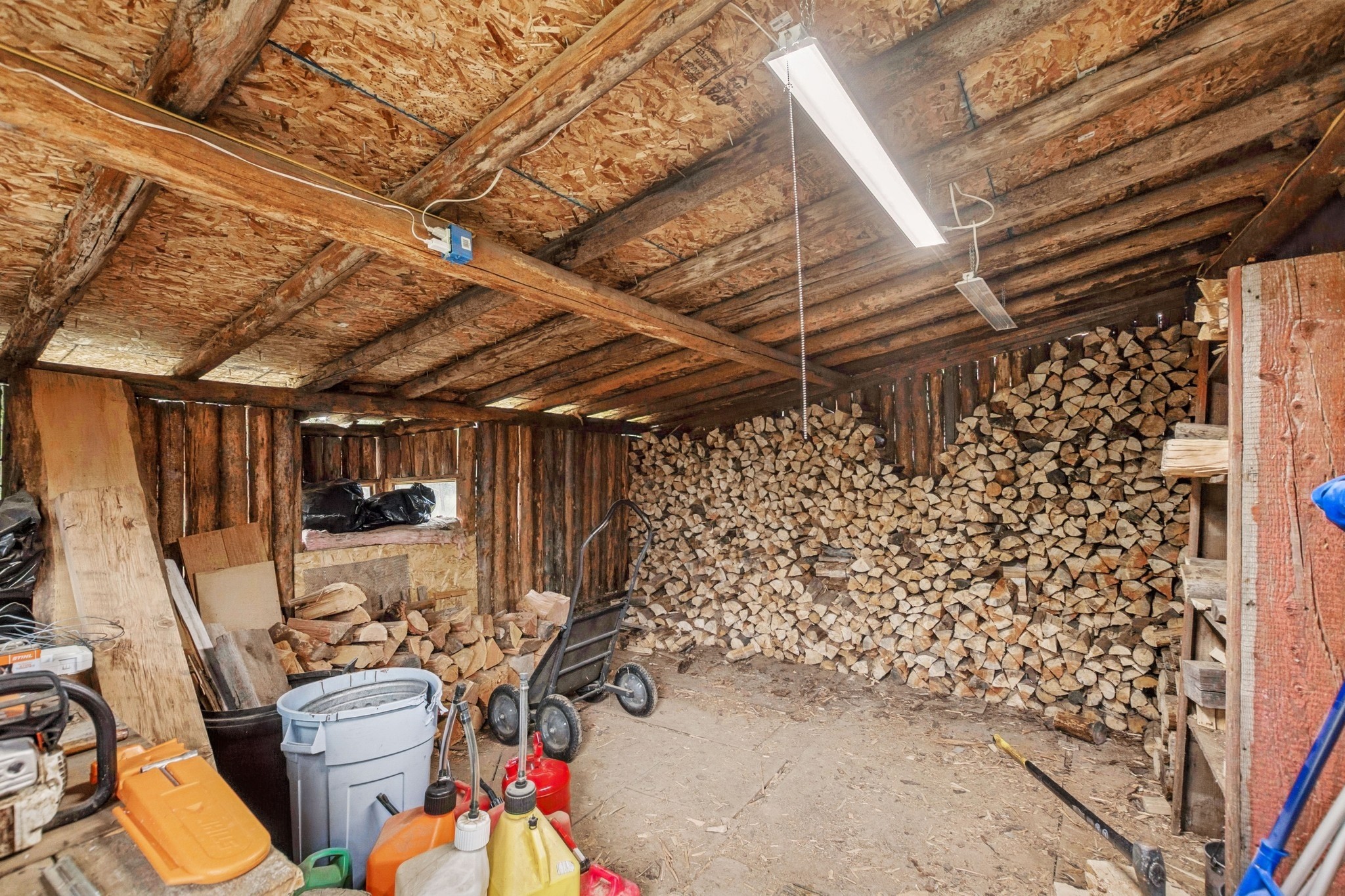 957 Badger Hollow Trail Property Photo 31