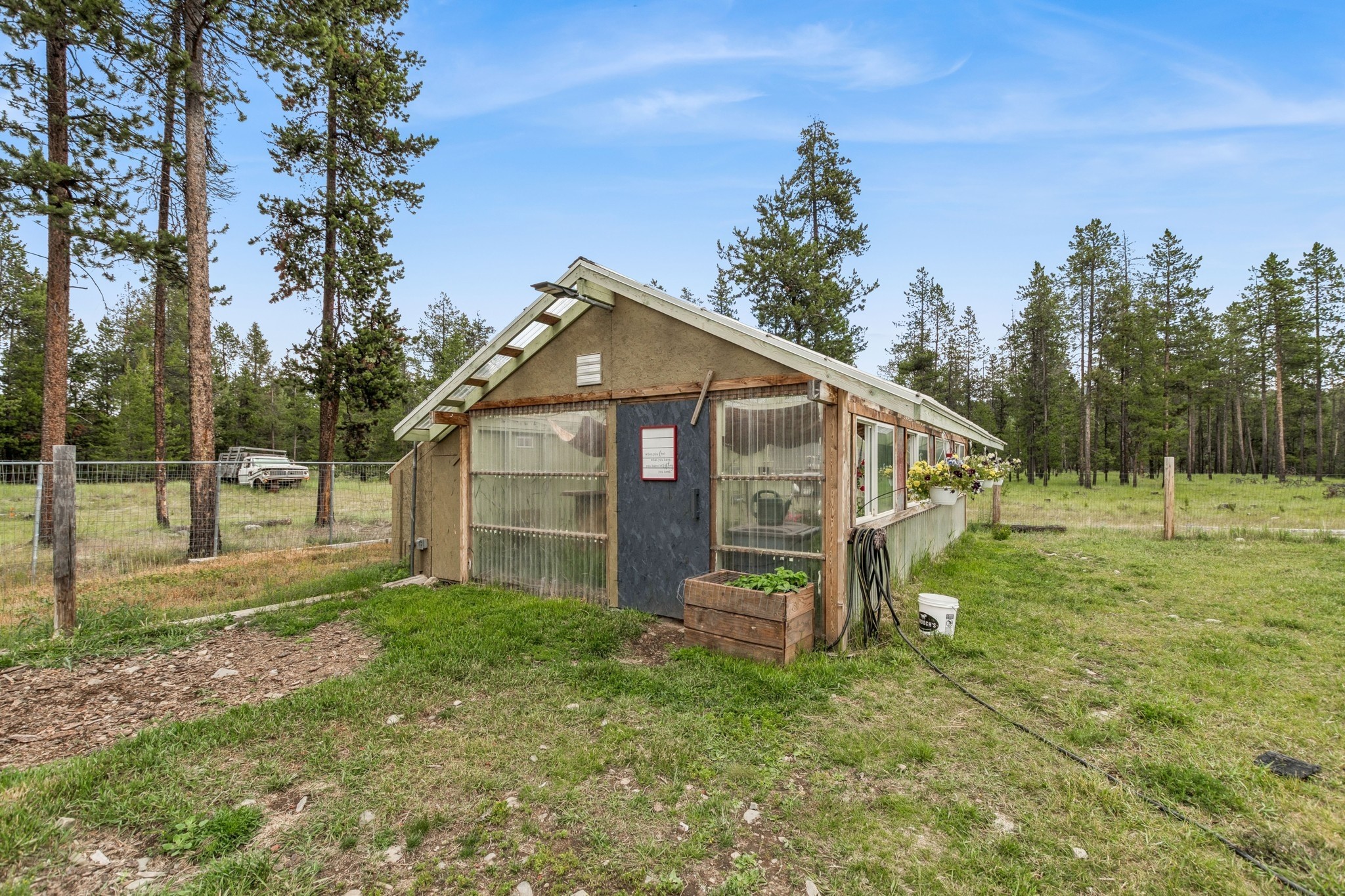 957 Badger Hollow Trail Property Photo 34